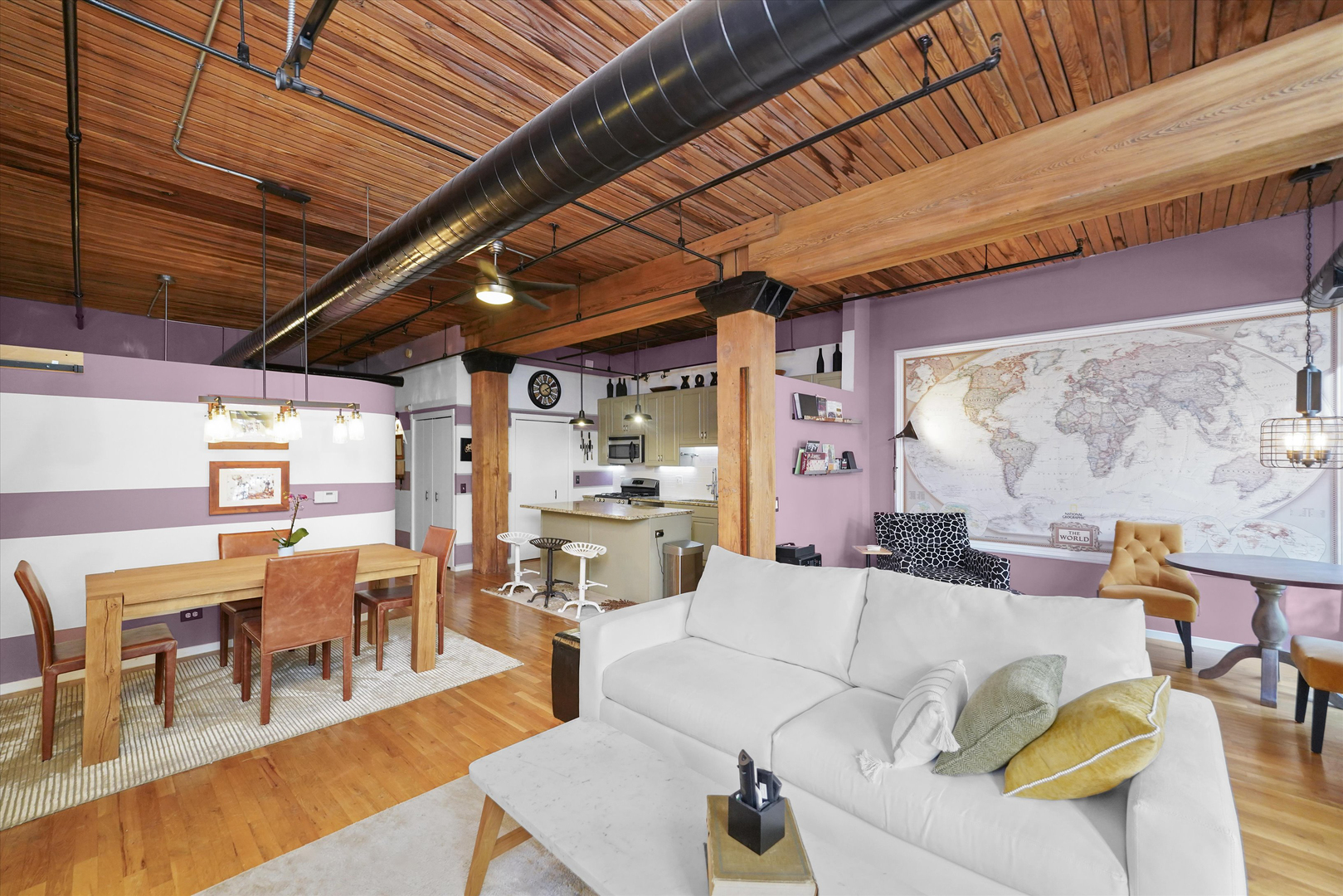 550 N Kingsbury Street Unit: 312