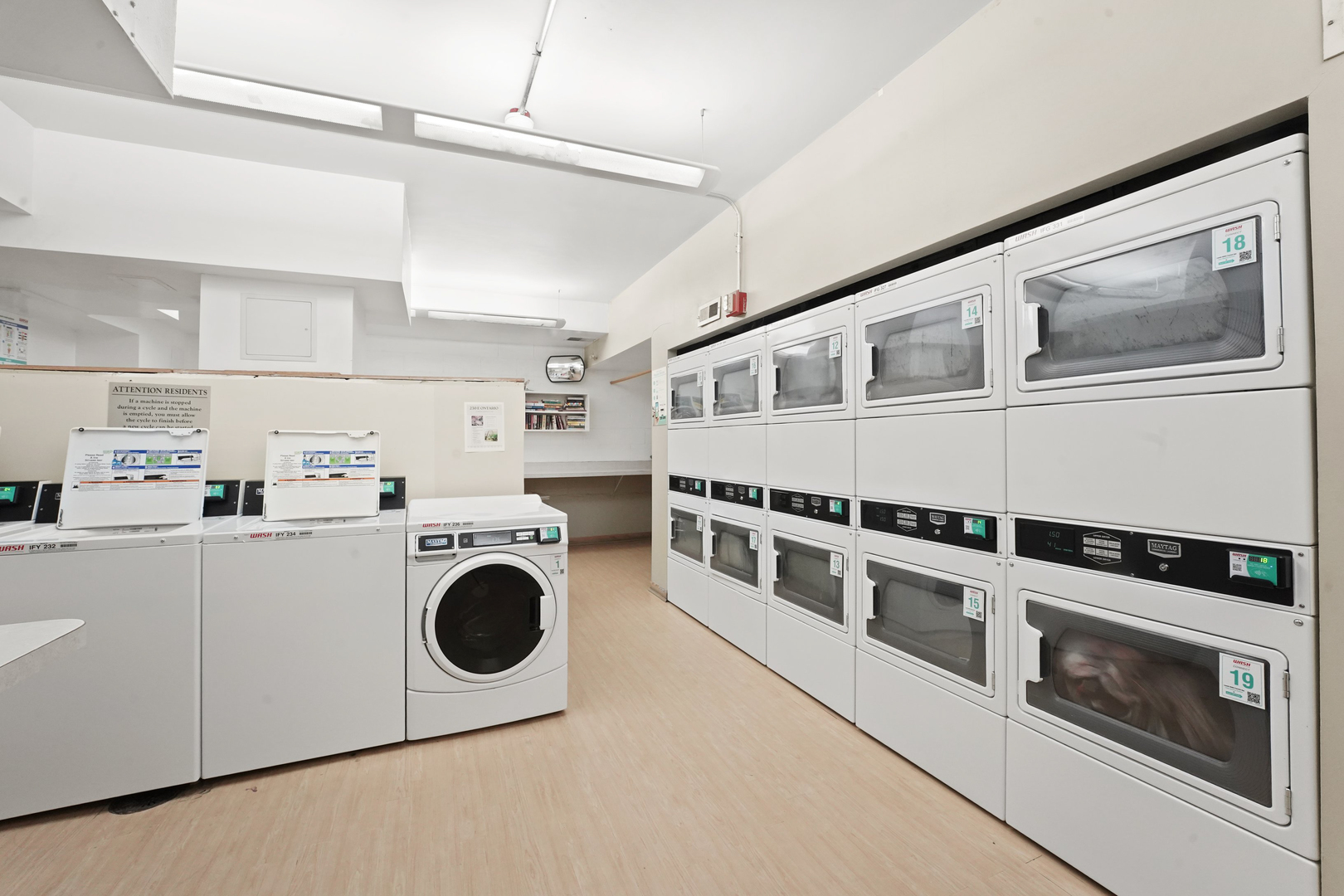 230 E Ontario Street Unit: 2201