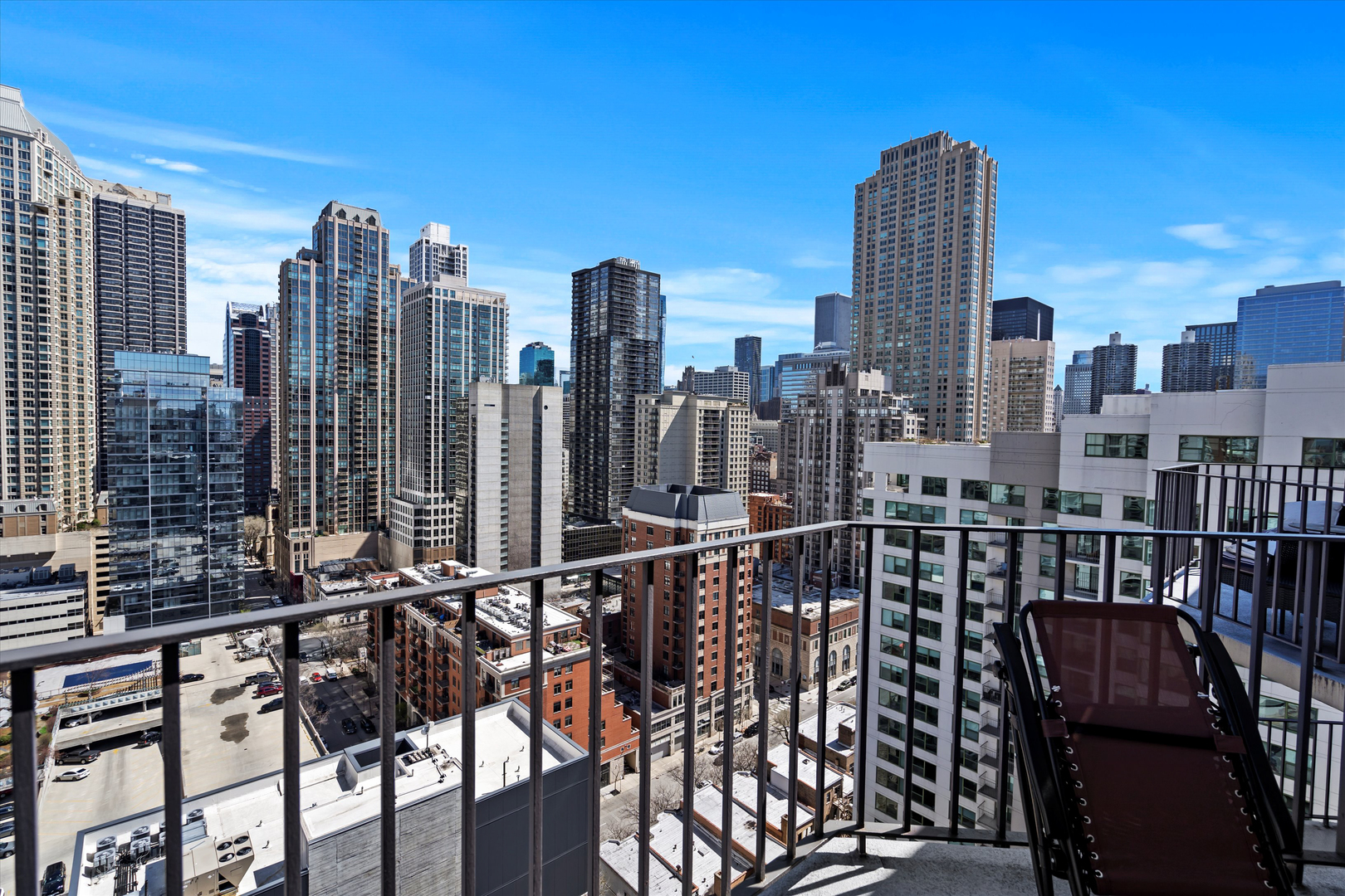 70 W Huron Street Unit: 2604