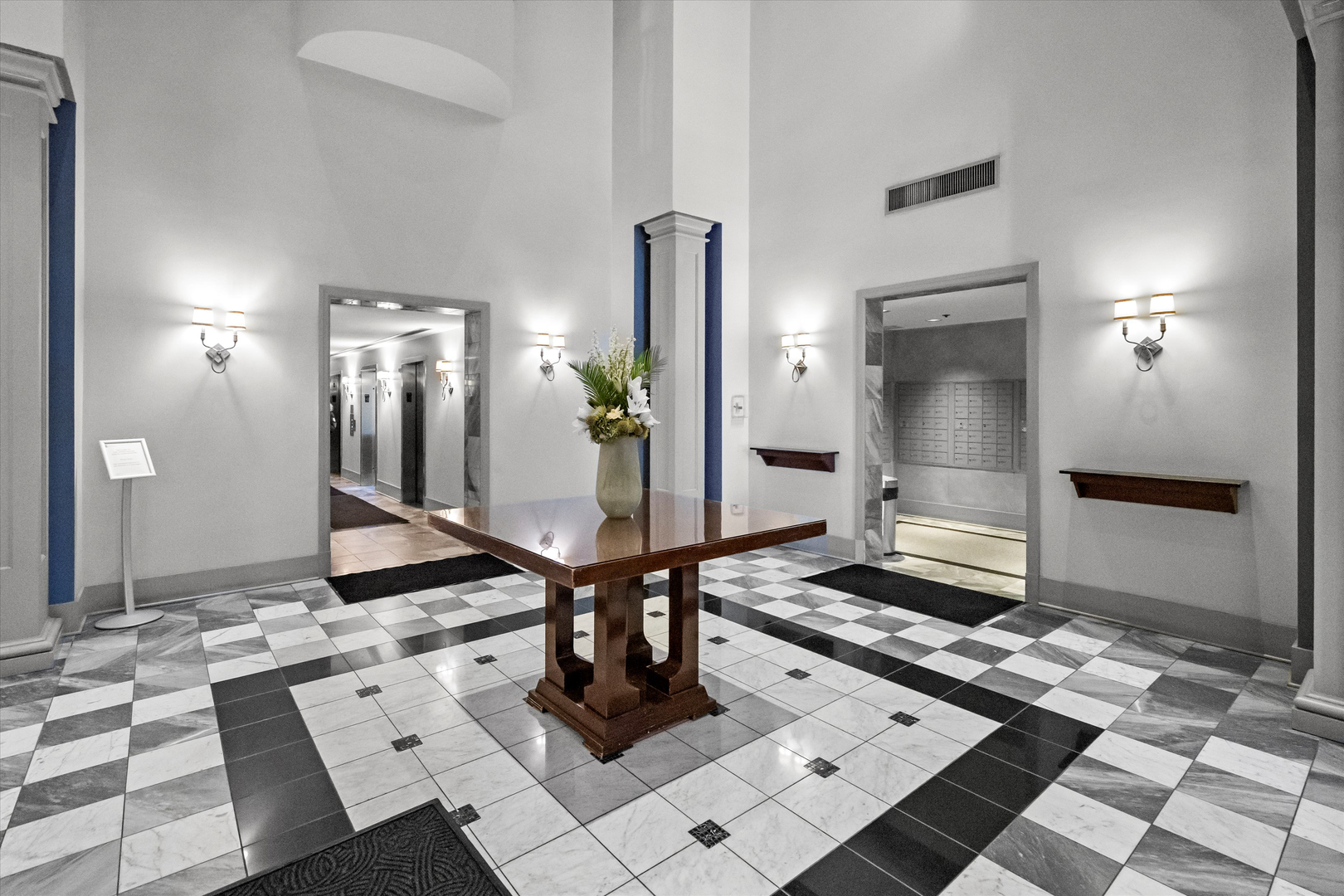 70 W Huron Street Unit: 2604