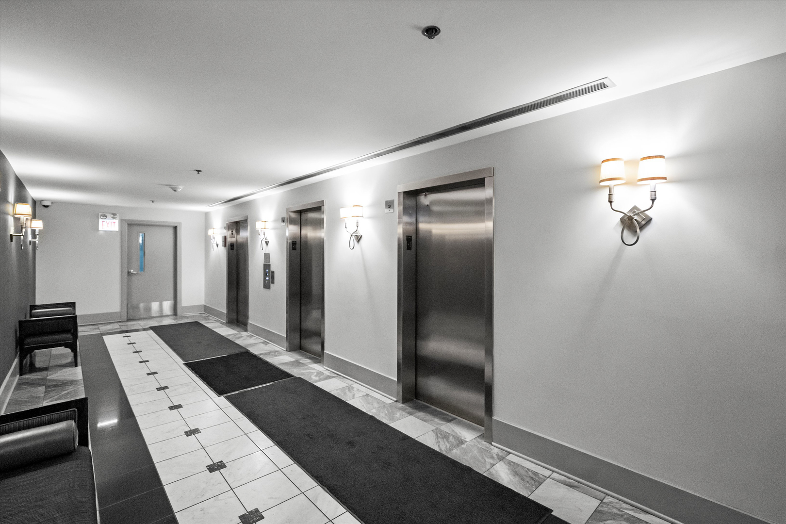 70 W Huron Street Unit: 2604