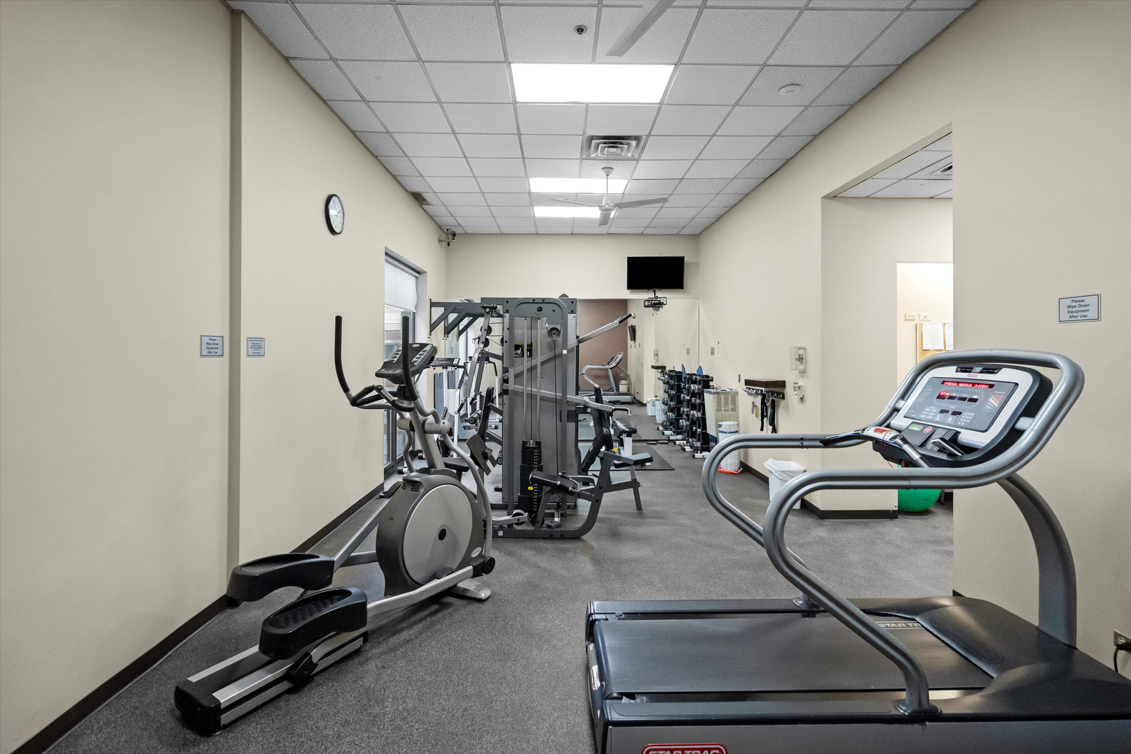 70 W Huron Street Unit: 2604