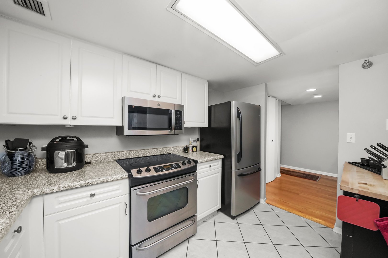 70 W Huron Street Unit: 2604