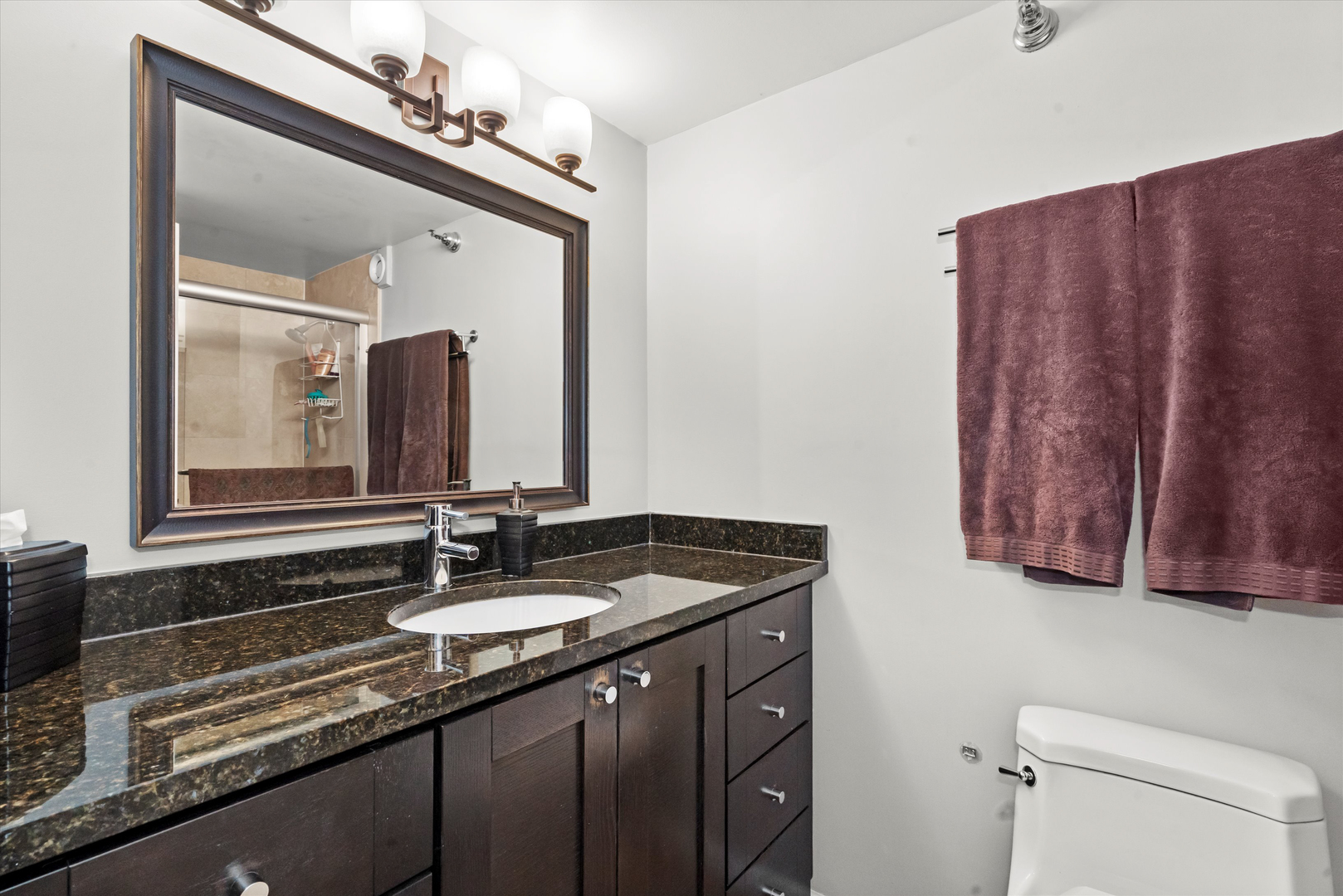 70 W Huron Street Unit: 2604