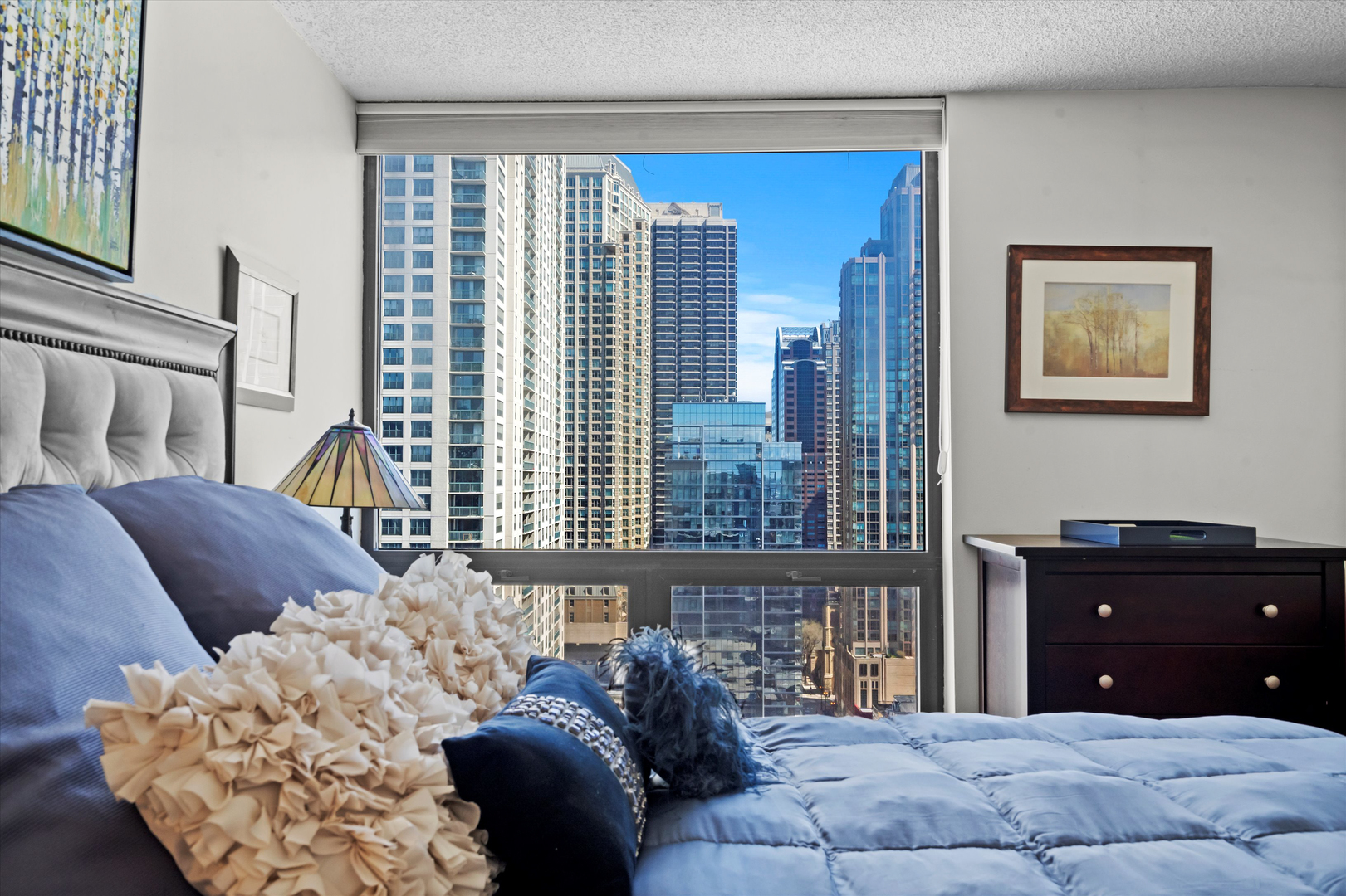 70 W Huron Street Unit: 2604