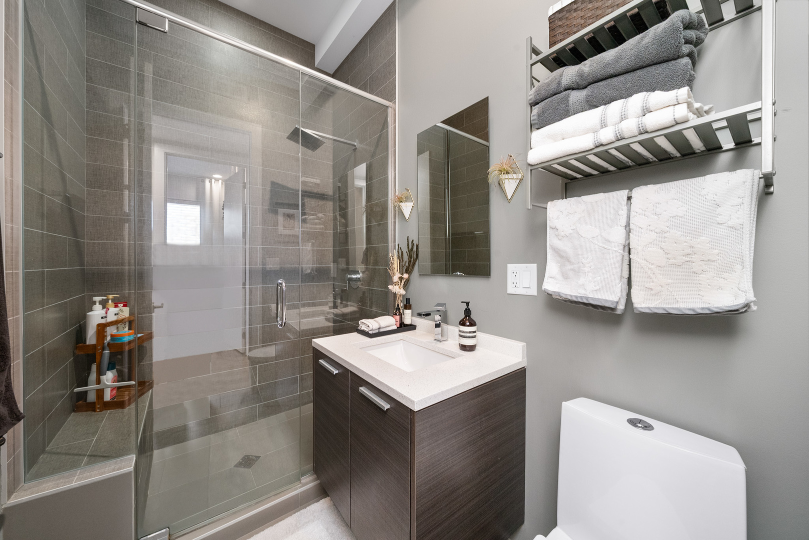 1936 W Armitage Avenue Unit: 3E