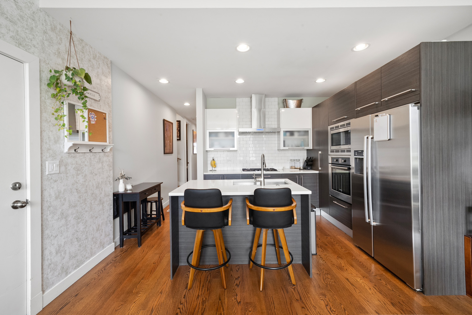 1936 W Armitage Avenue Unit: 3E