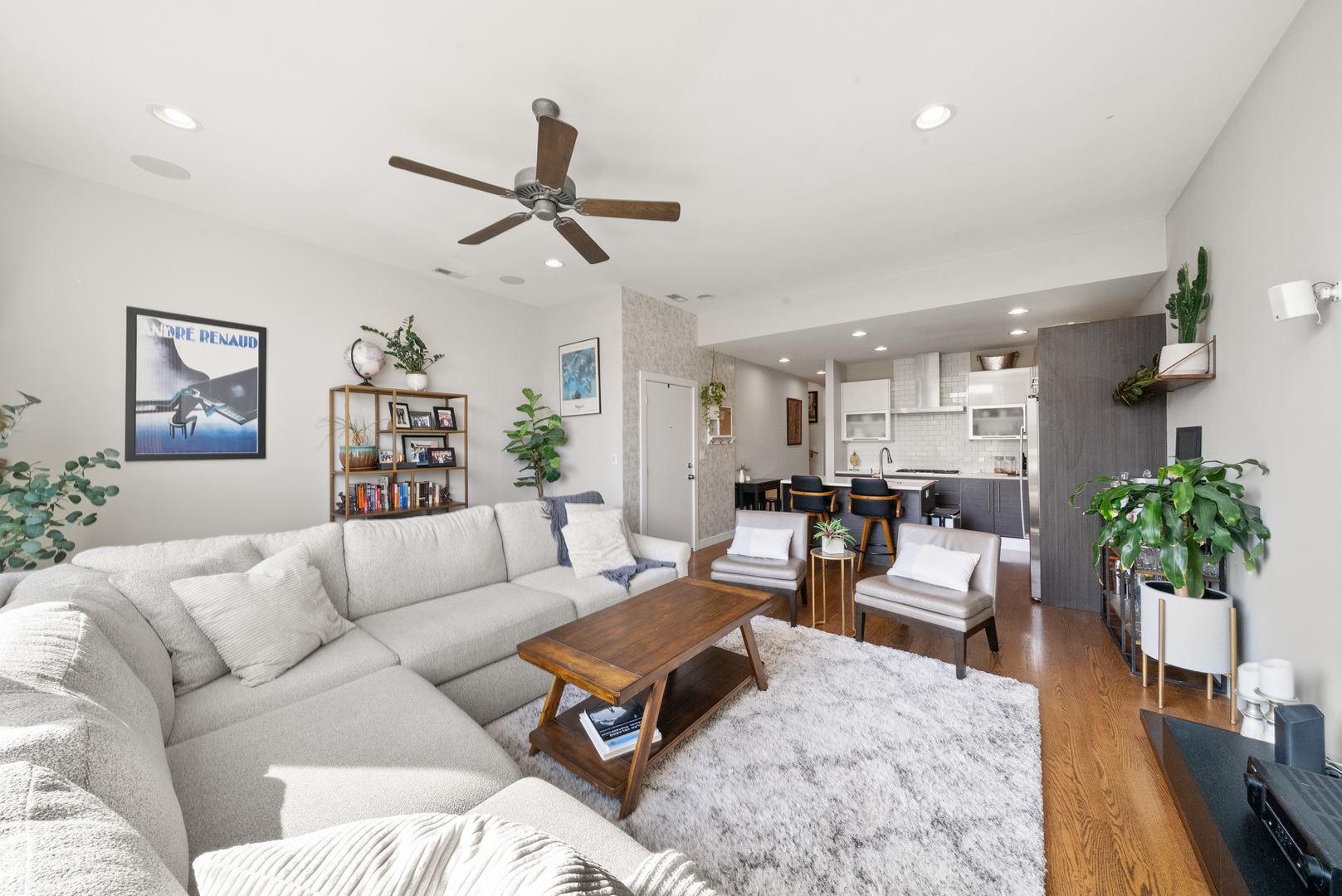 1936 W Armitage Avenue Unit: 3E