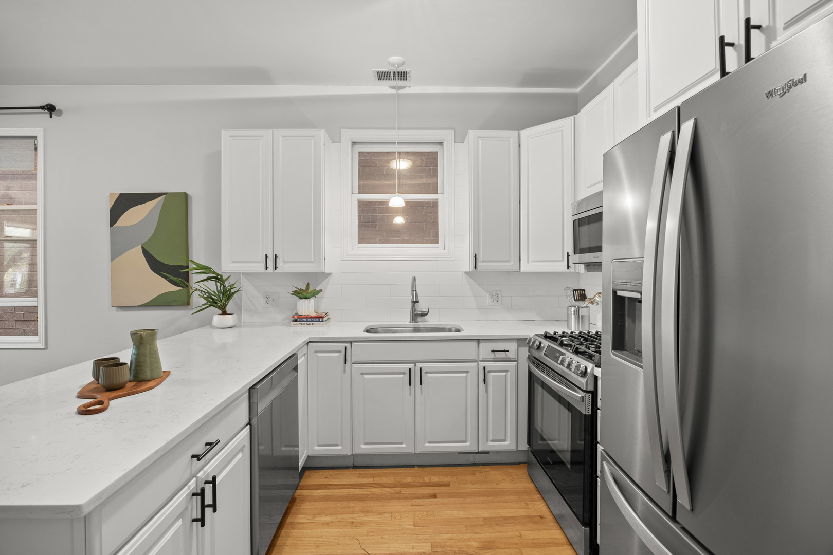 1326 W School Street Unit: 2