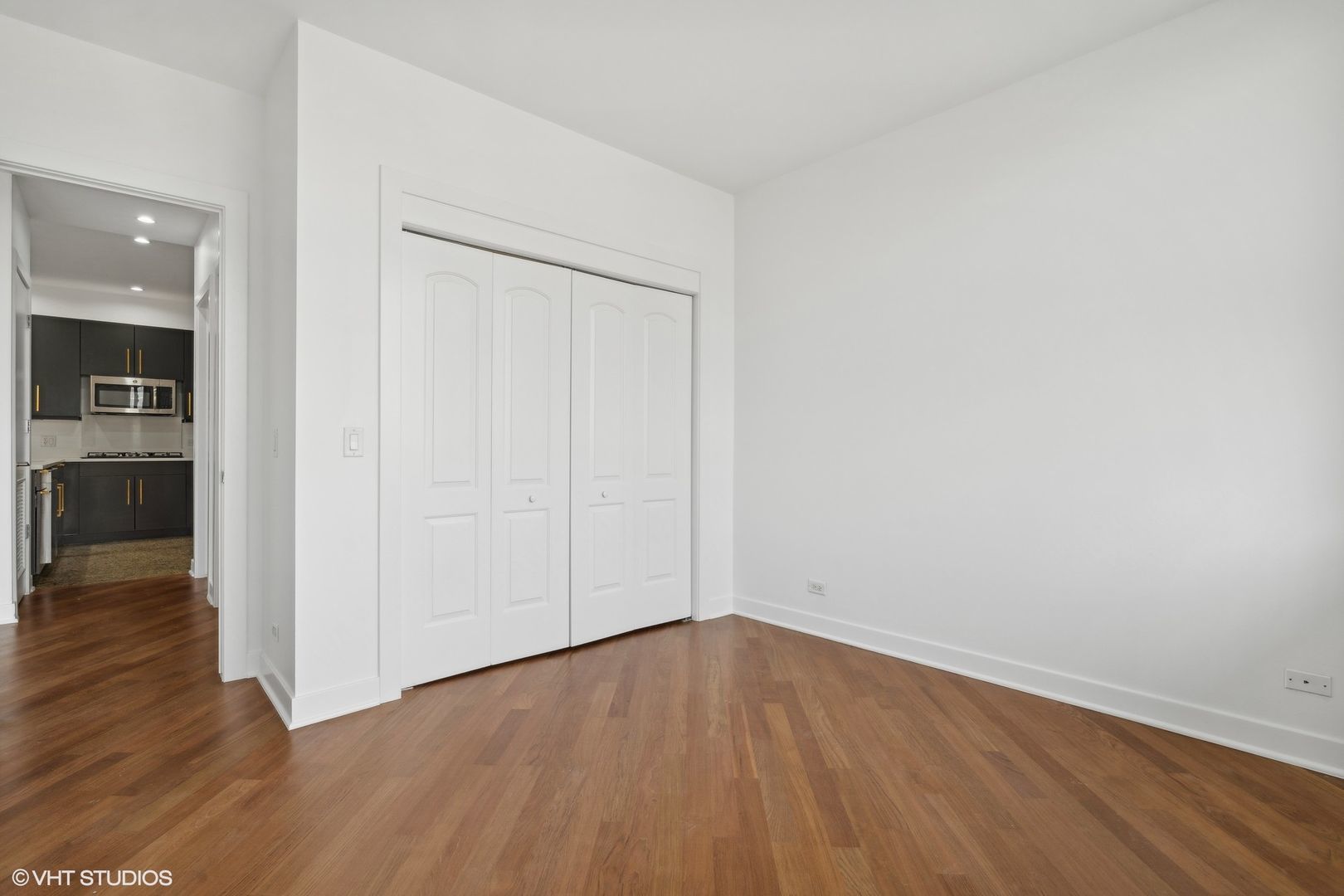 914 W Hubbard Street Unit: 204