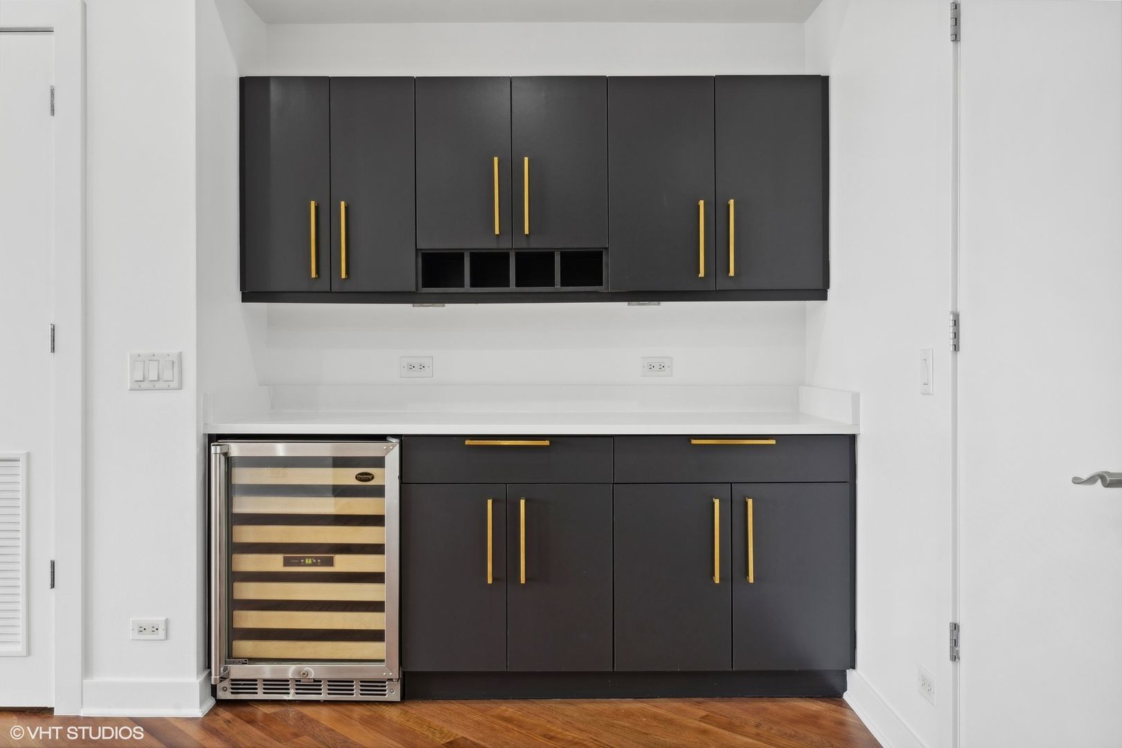 914 W Hubbard Street Unit: 204