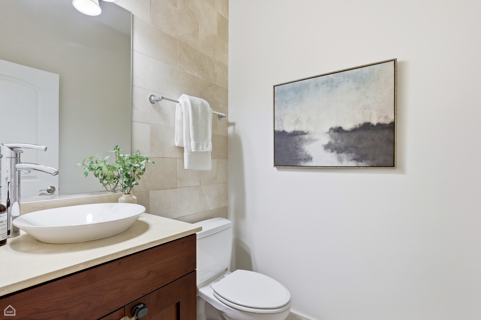 2773 N Kenmore Avenue Unit: 1