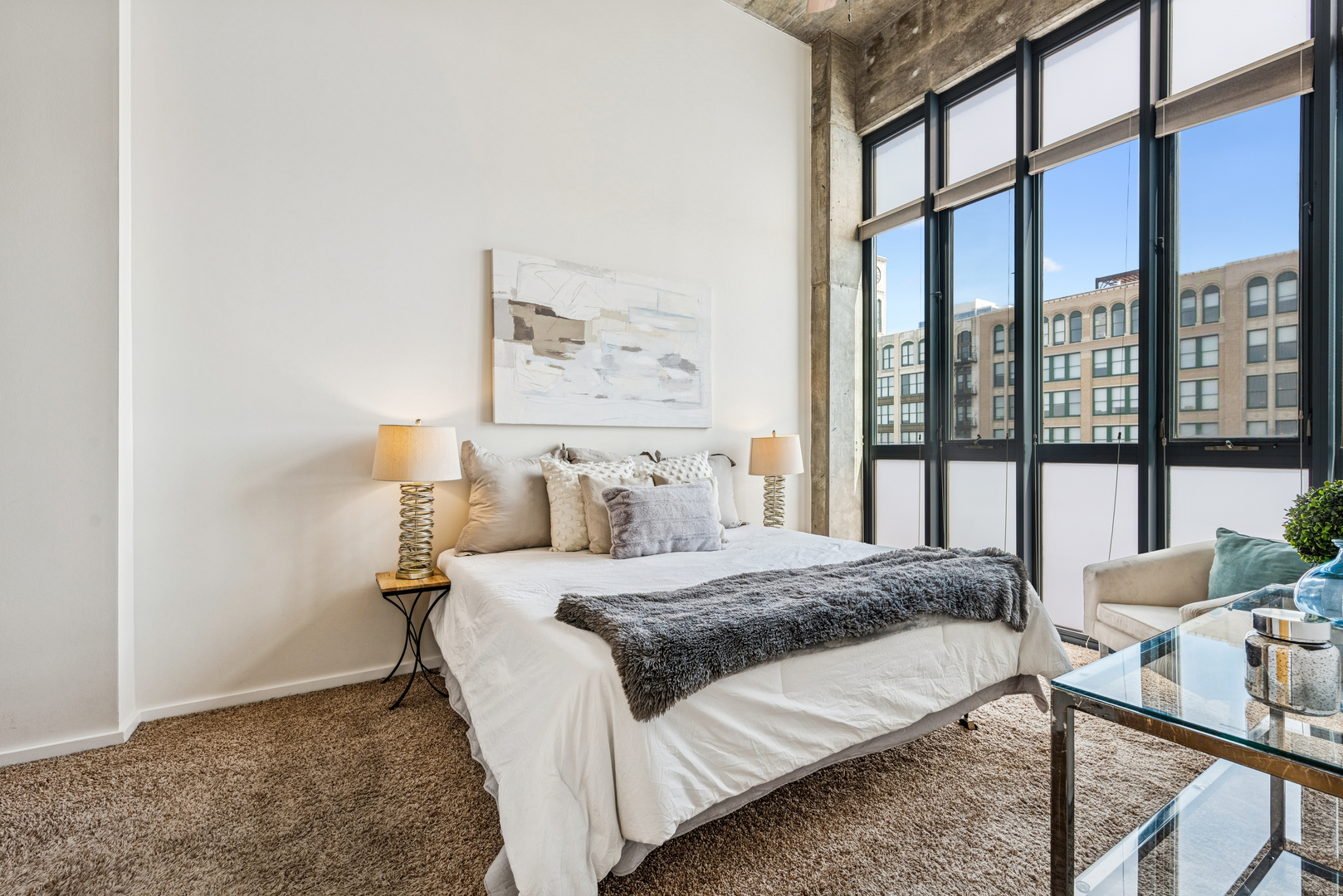 321 S Sangamon Street Unit: 908