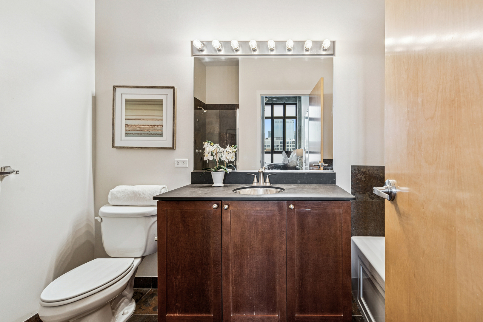 321 S Sangamon Street Unit: 908