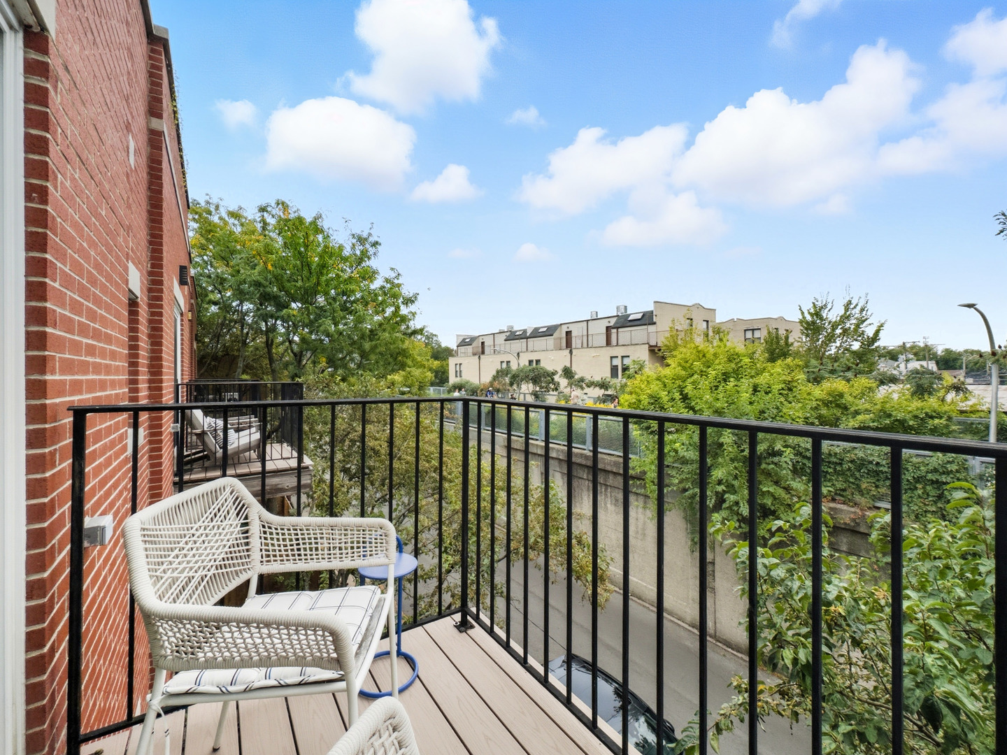 2516 W Bloomingdale Avenue Unit: C