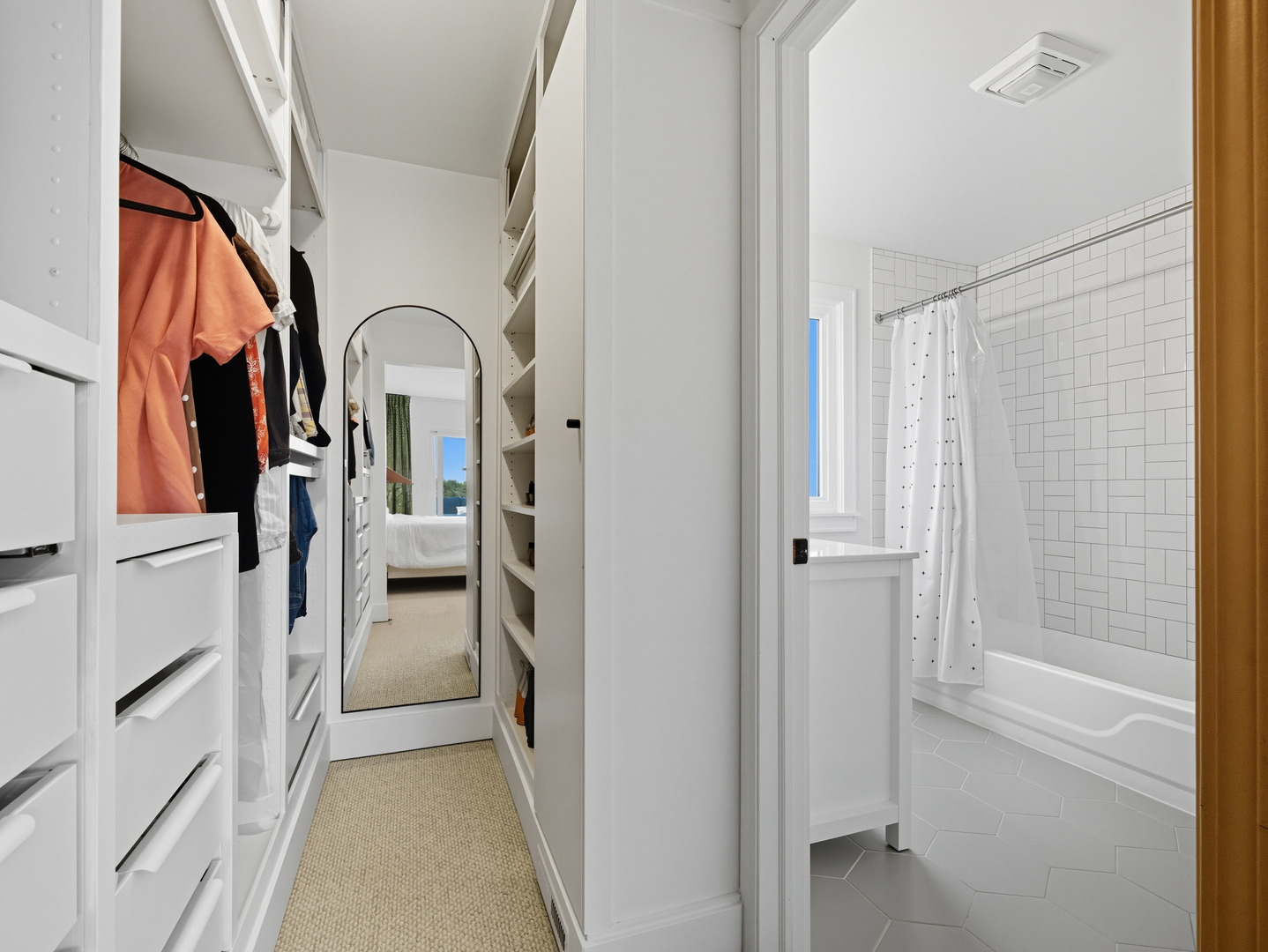 2516 W Bloomingdale Avenue Unit: C