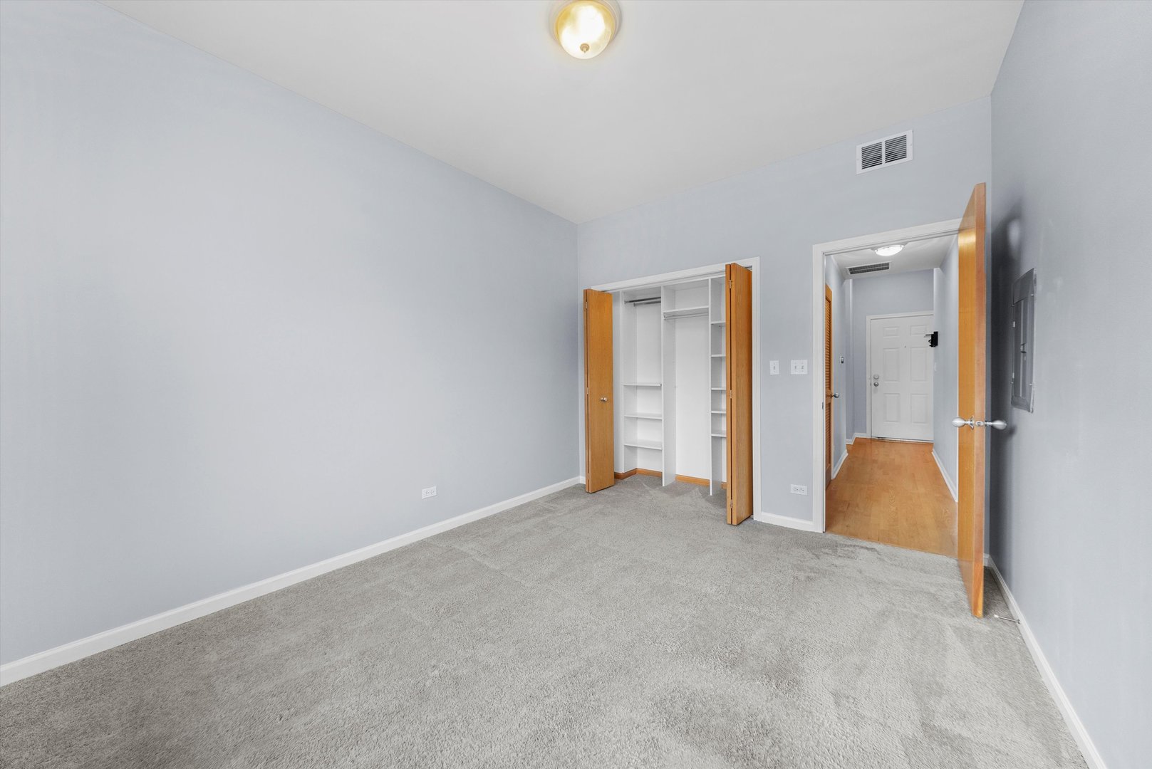 2236 W Armitage Avenue Unit: 303