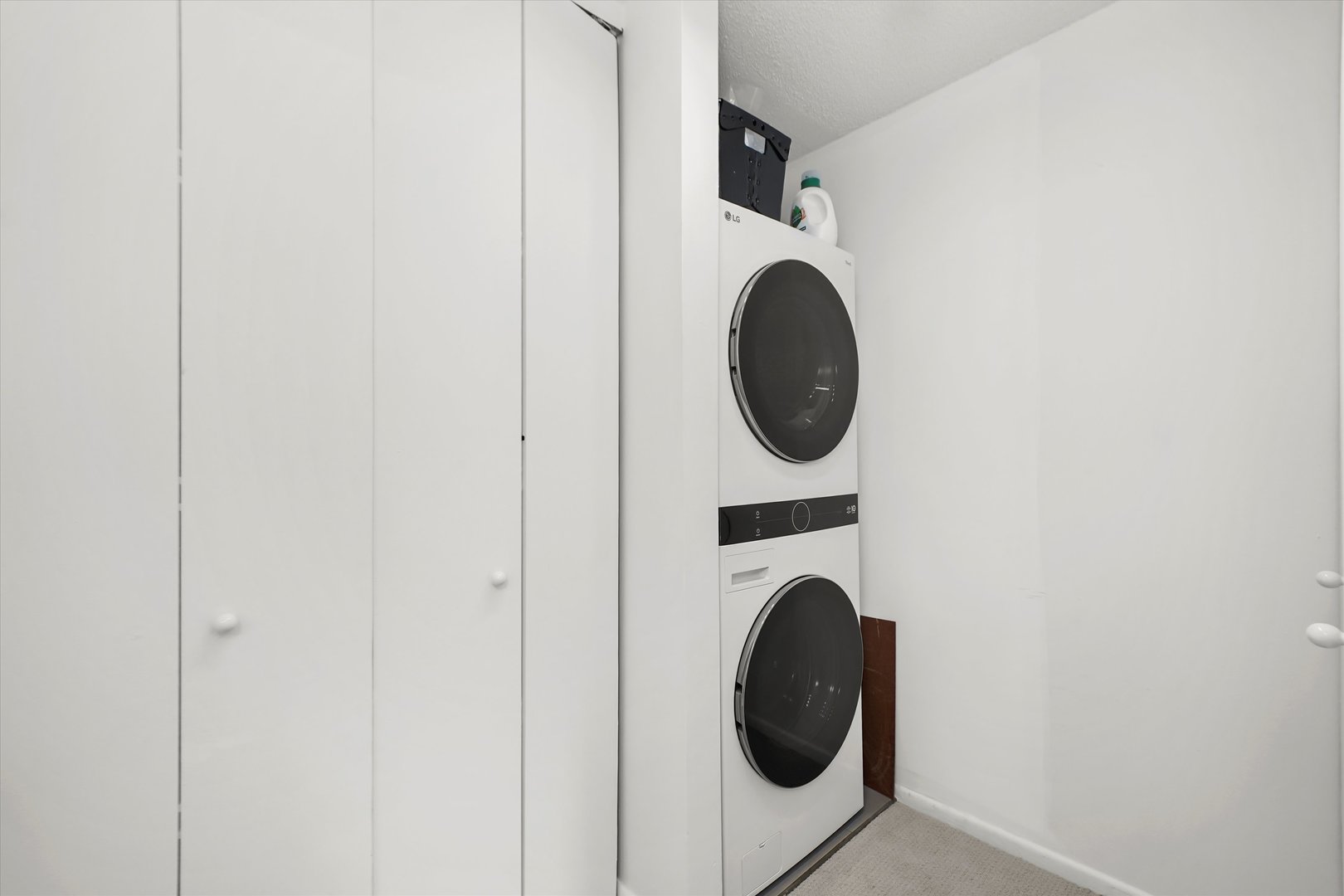 1313 N Ritchie Court Unit: 1304