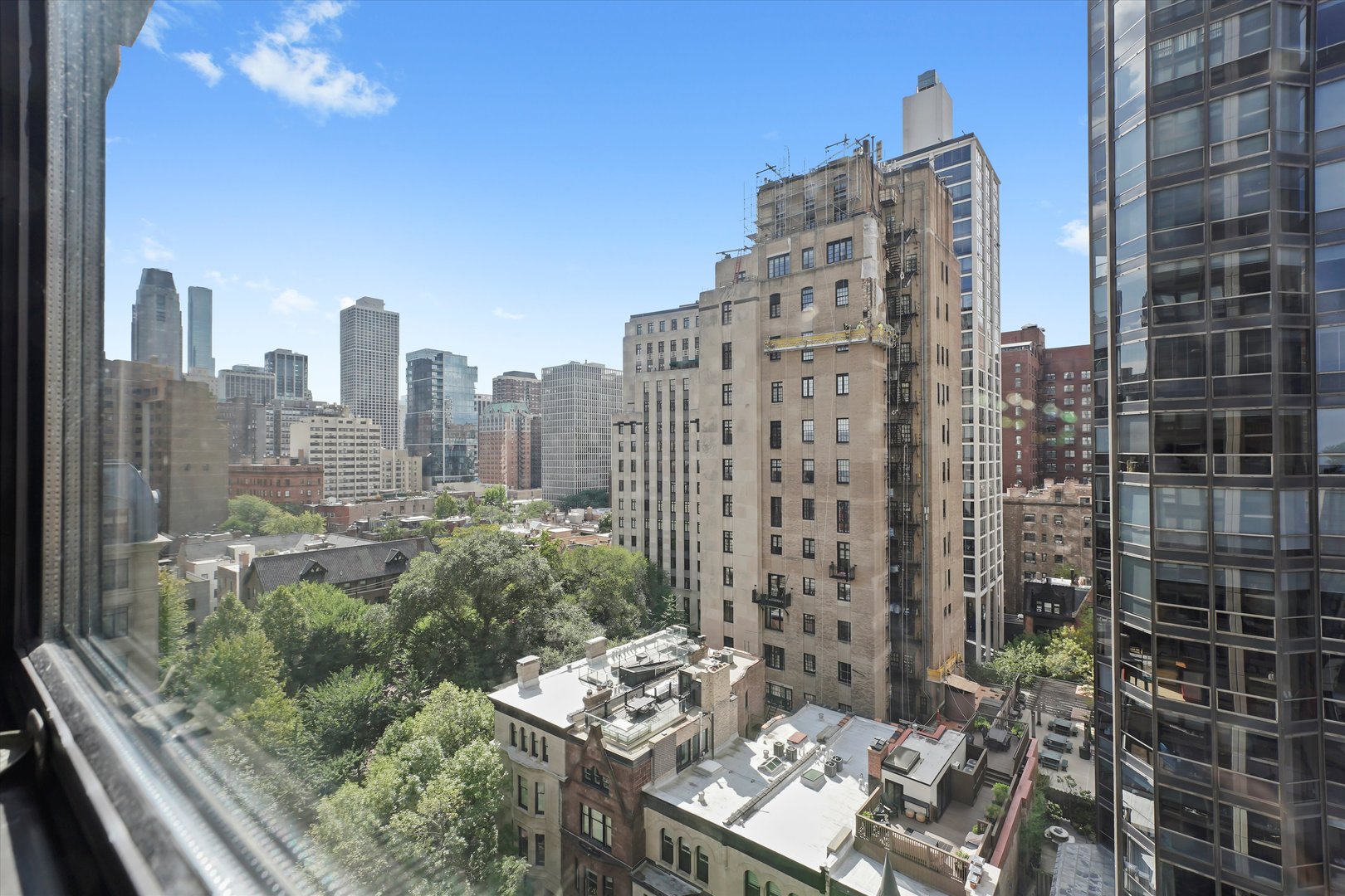 1313 N Ritchie Court Unit: 1304