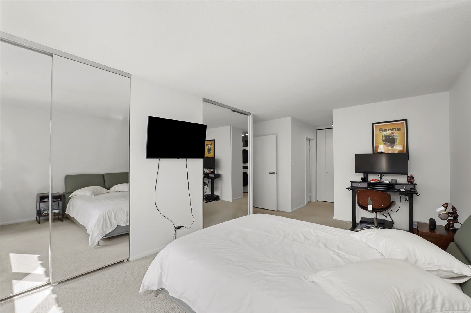 1313 N Ritchie Court Unit: 1304