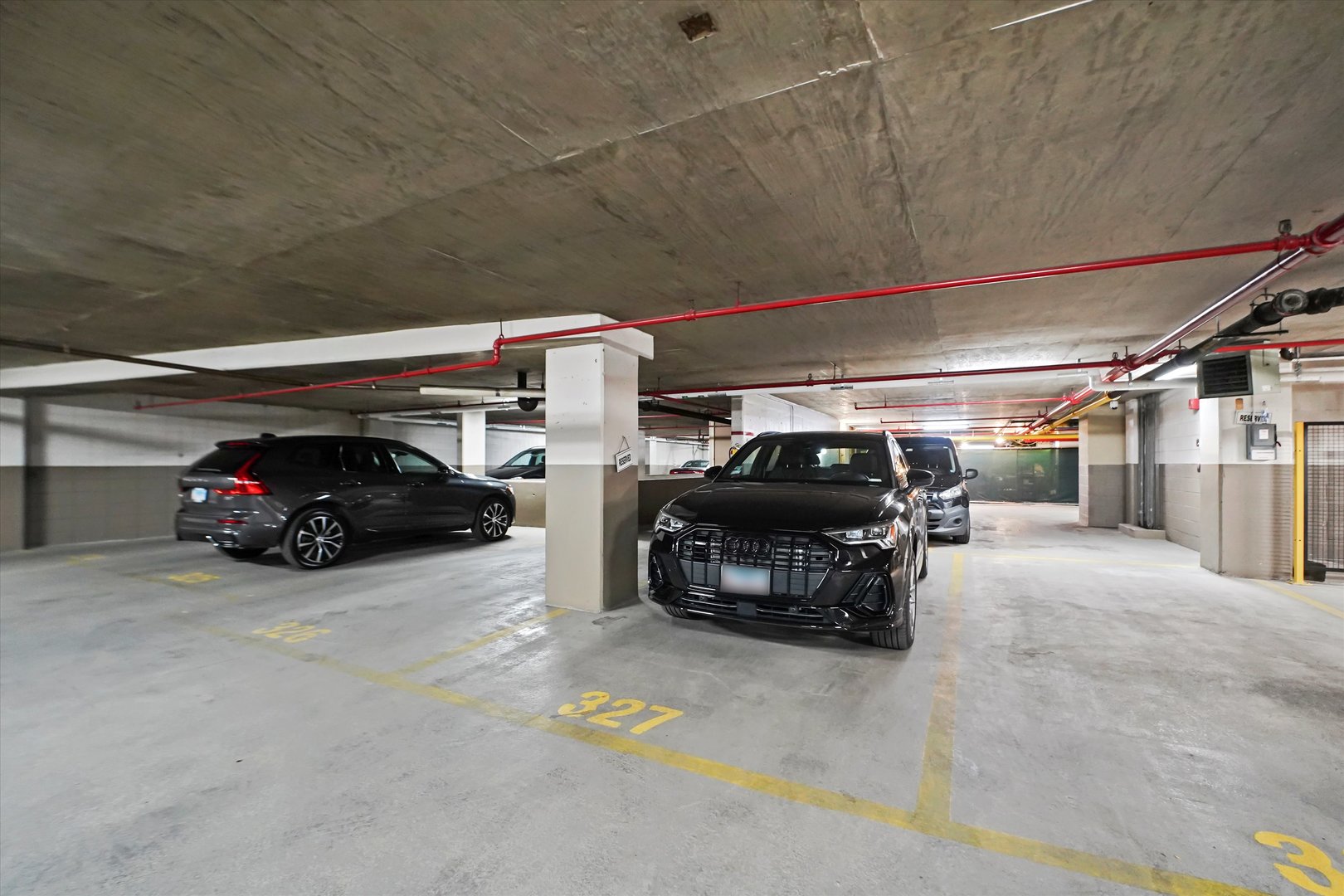 1313 N Ritchie Court Unit: 1304