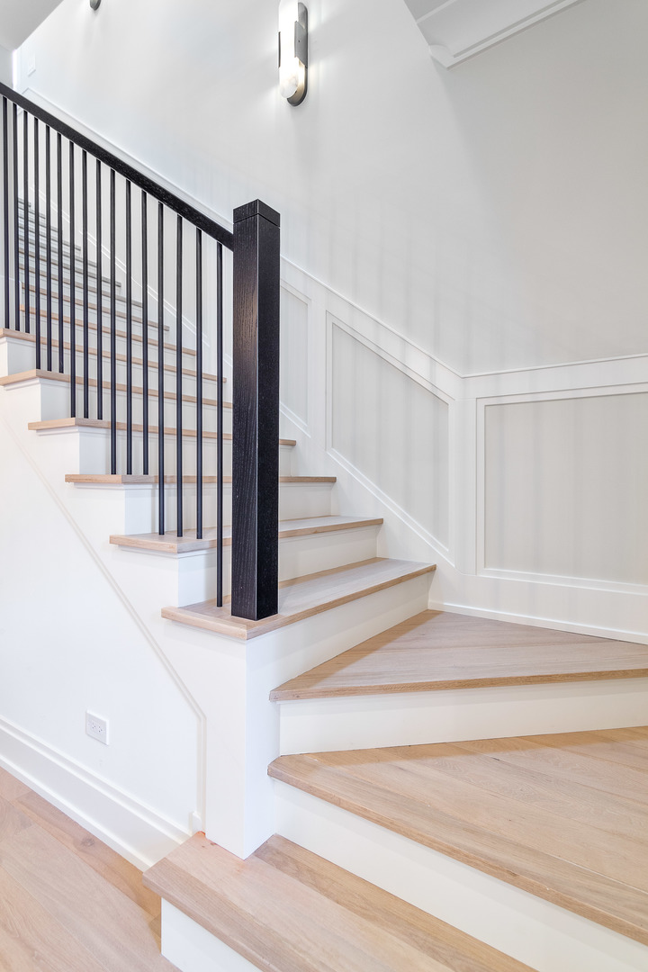 3923 N Bernard Street