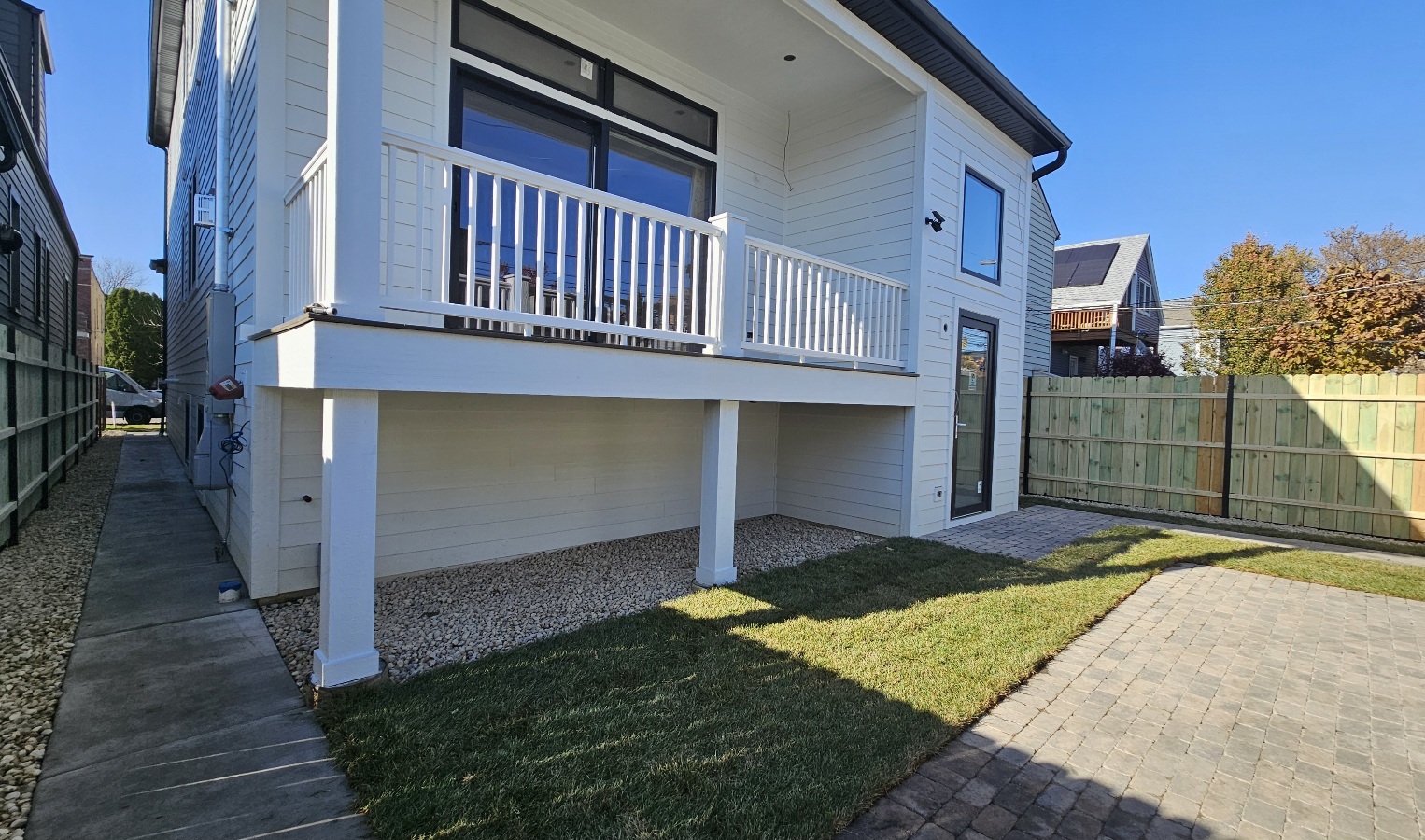 3923 N Bernard Street