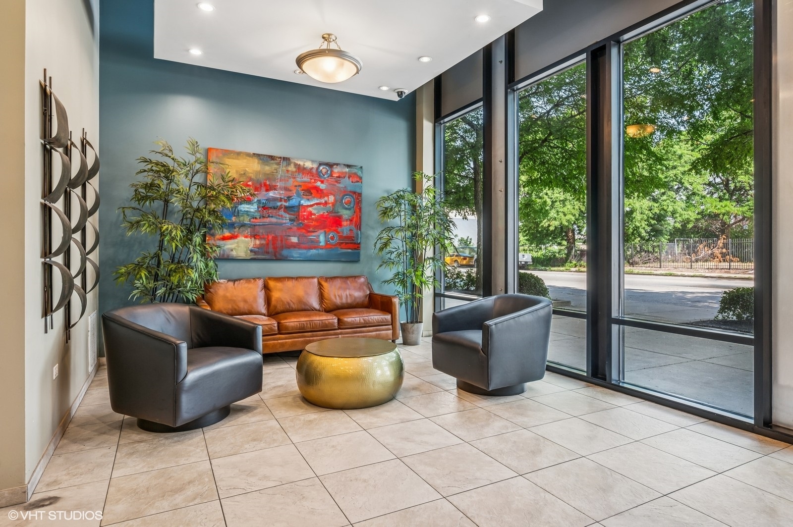 511 W Division Street Unit: 607