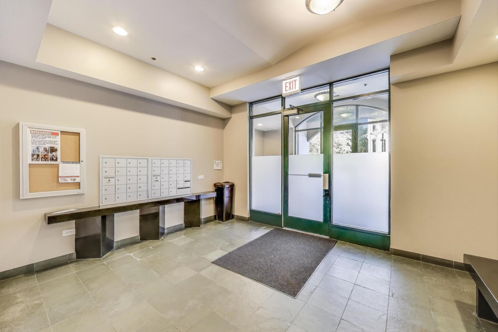 1301 W Washington Boulevard Unit: 604
