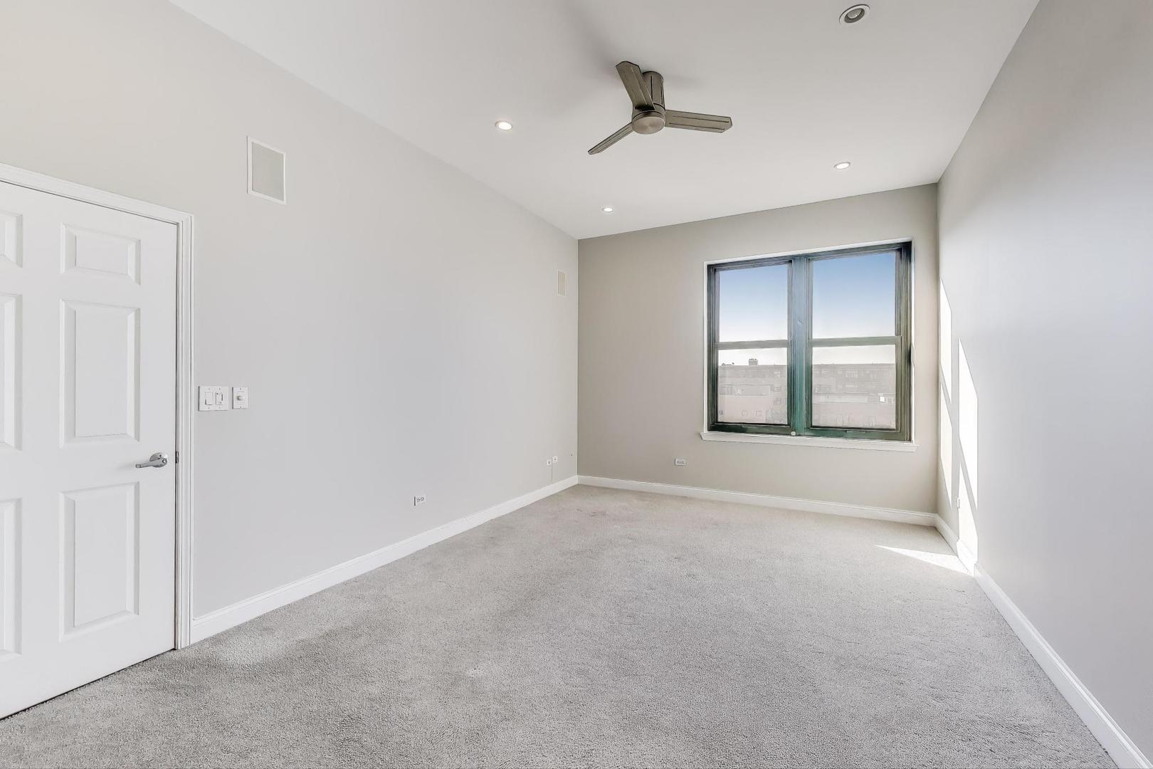 1301 W Washington Boulevard Unit: 604
