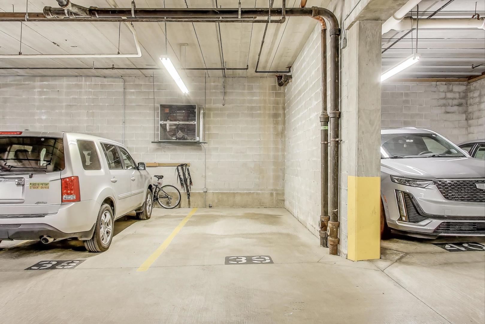 1301 W Washington Boulevard Unit: 604