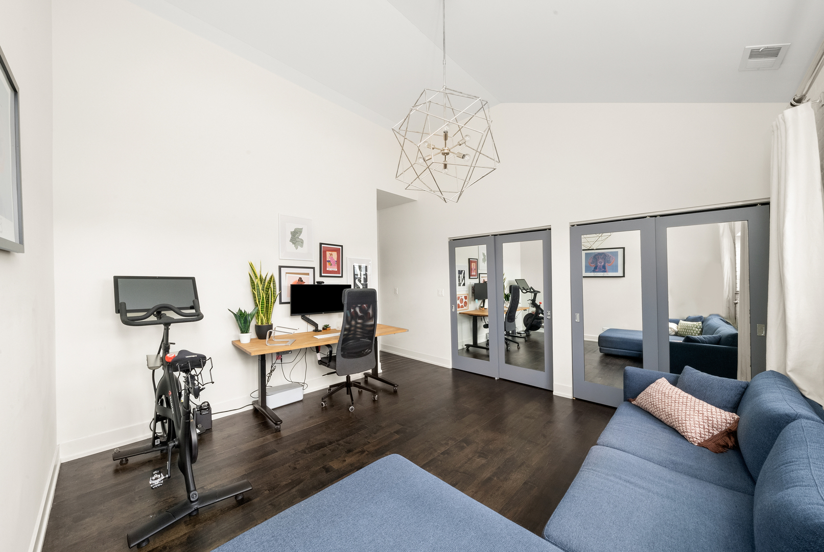 1048 W Fulton Street Unit: 4