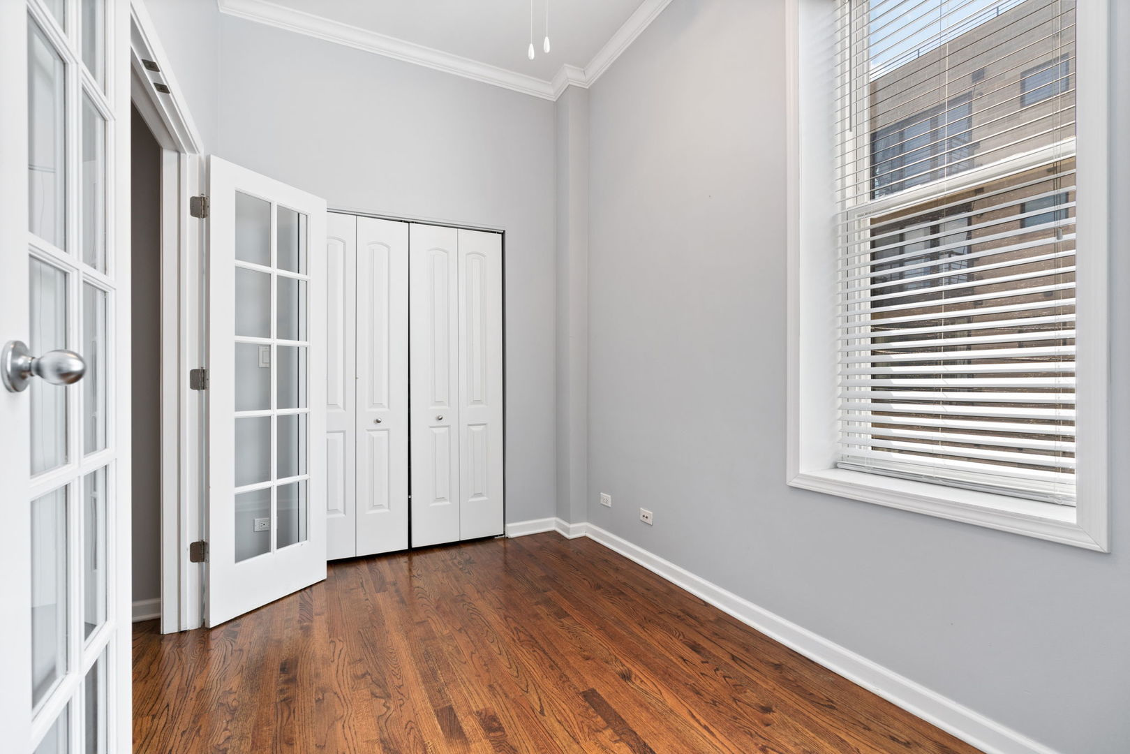 514 N Armour Street Unit: 2F