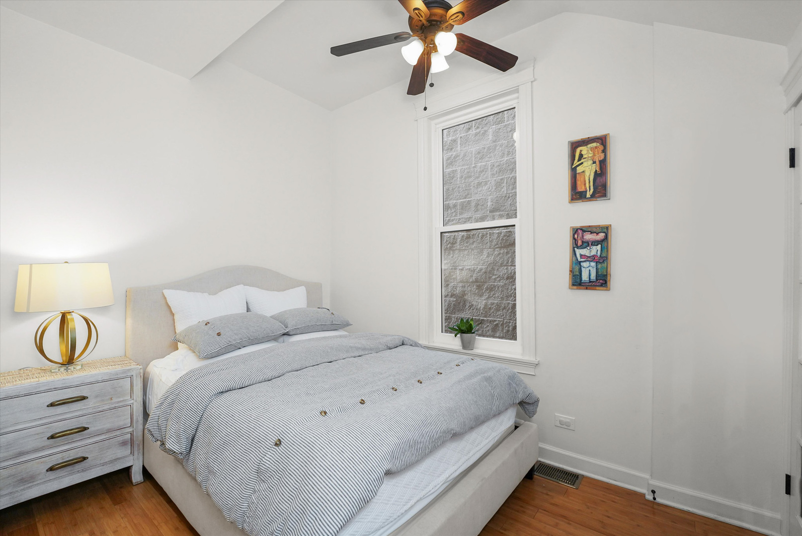 1704 S Newberry Avenue