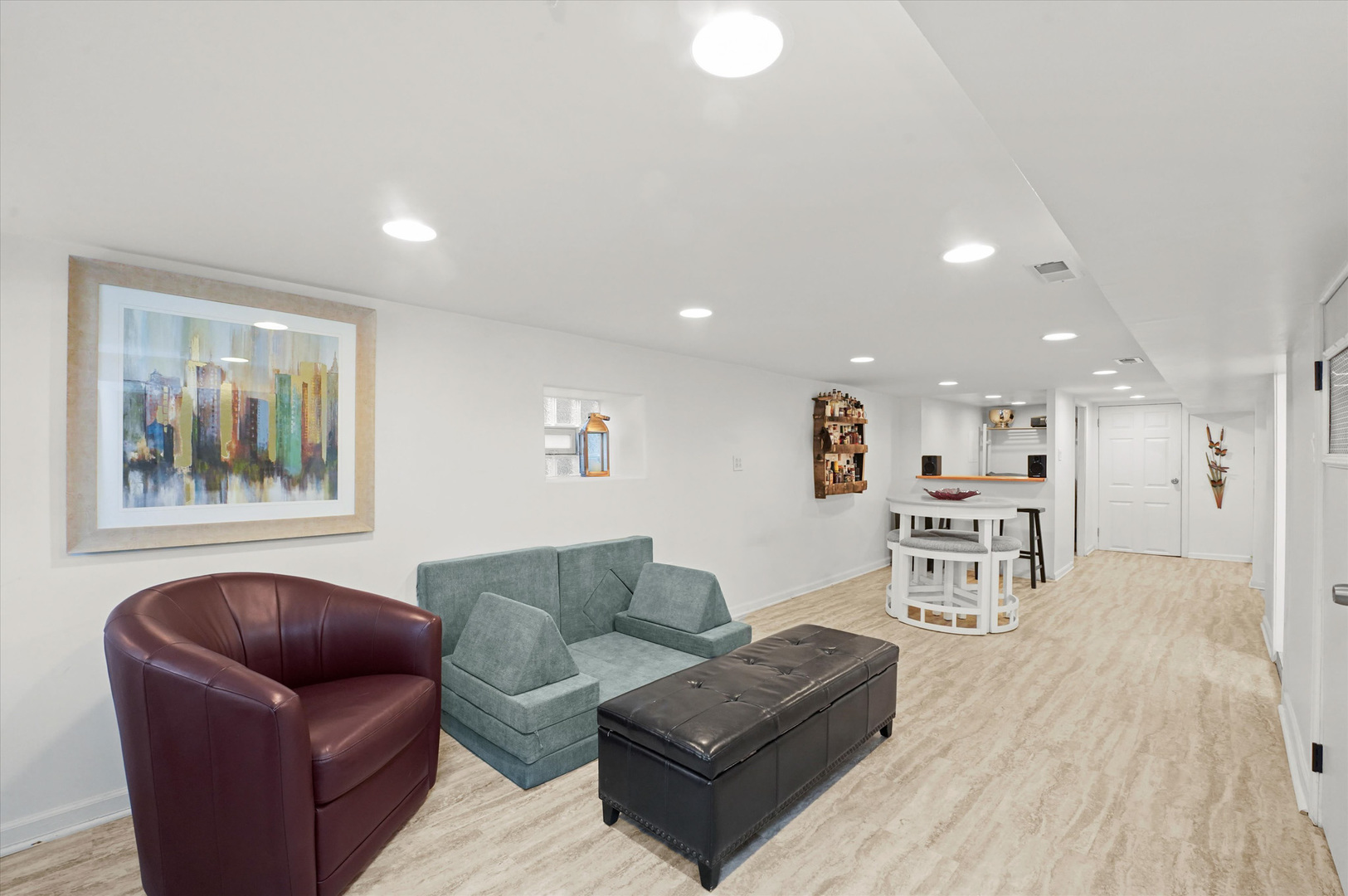 1704 S Newberry Avenue