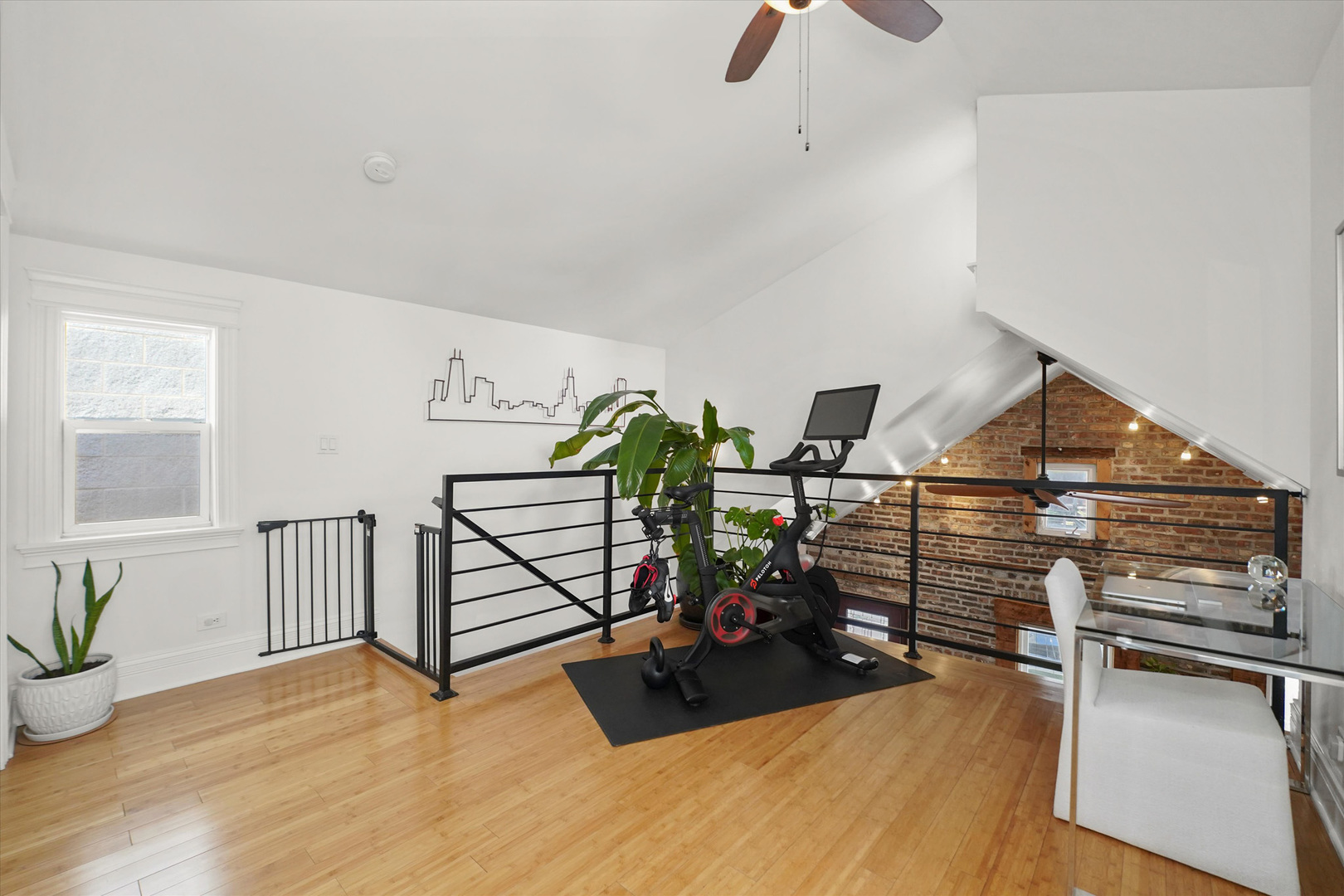 1704 S Newberry Avenue