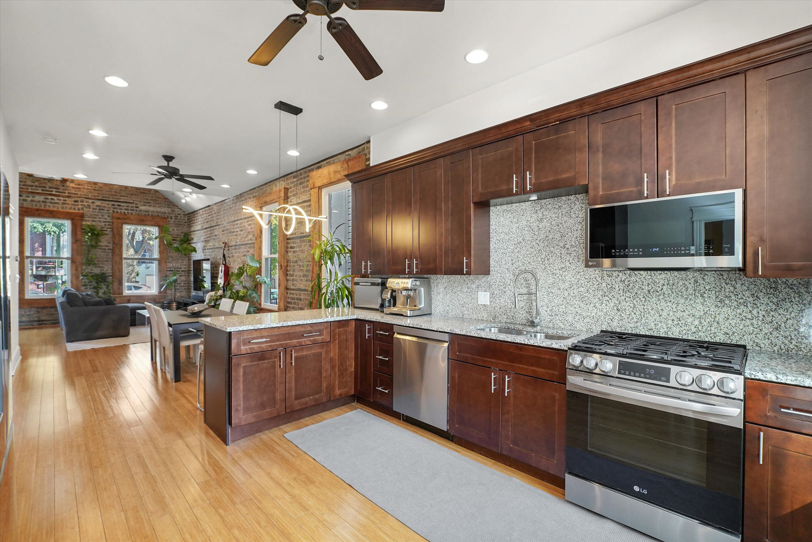 1704 S Newberry Avenue