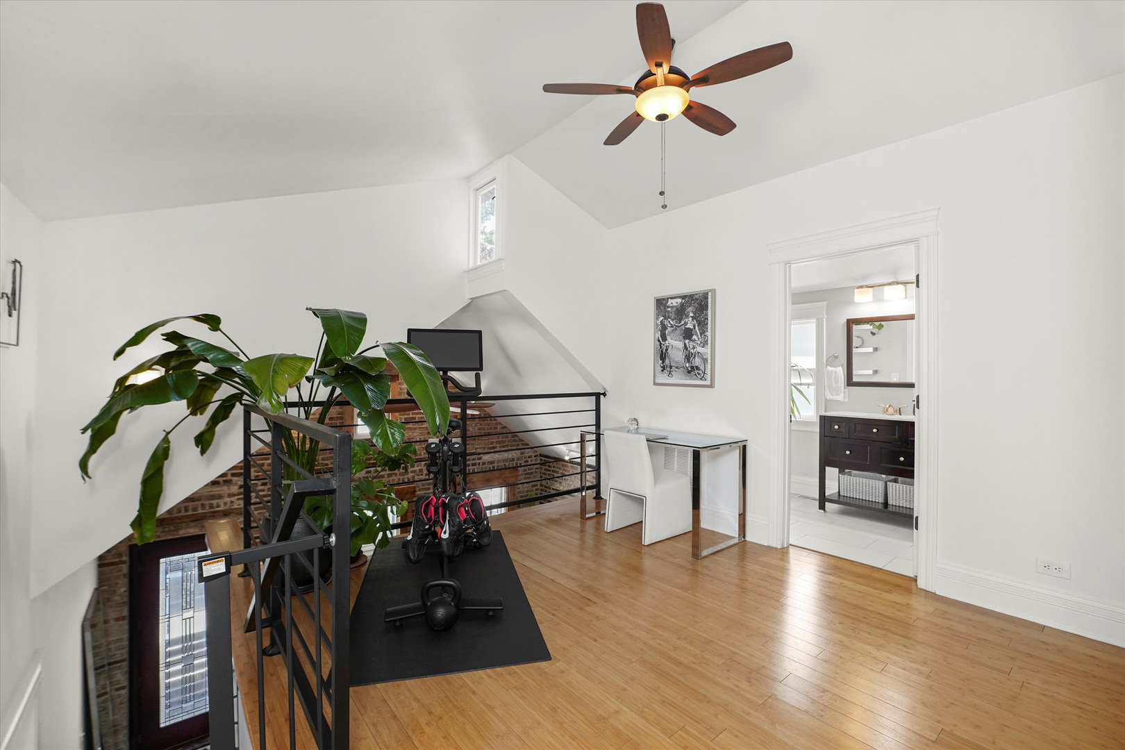 1704 S Newberry Avenue