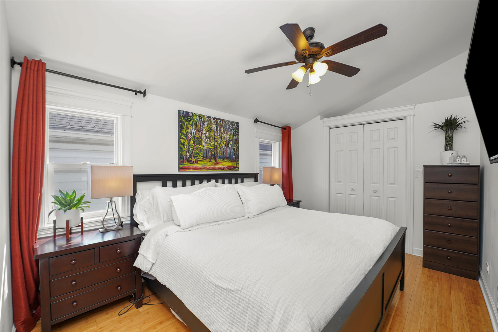 1704 S Newberry Avenue