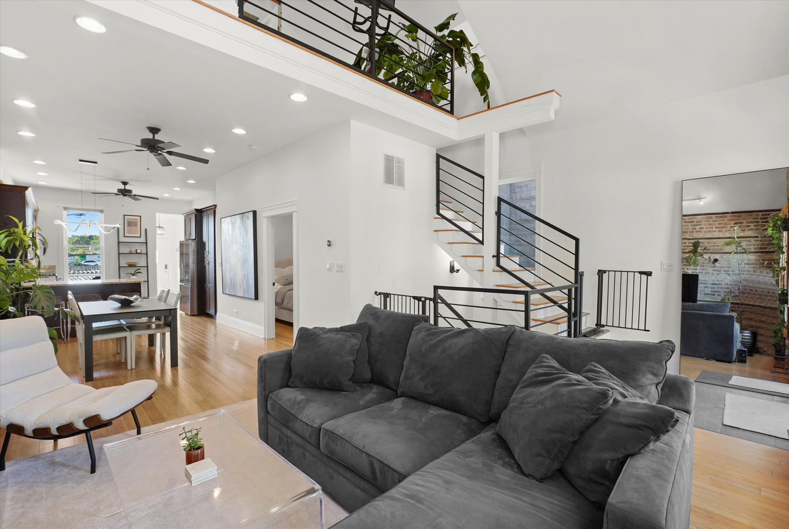 1704 S Newberry Avenue