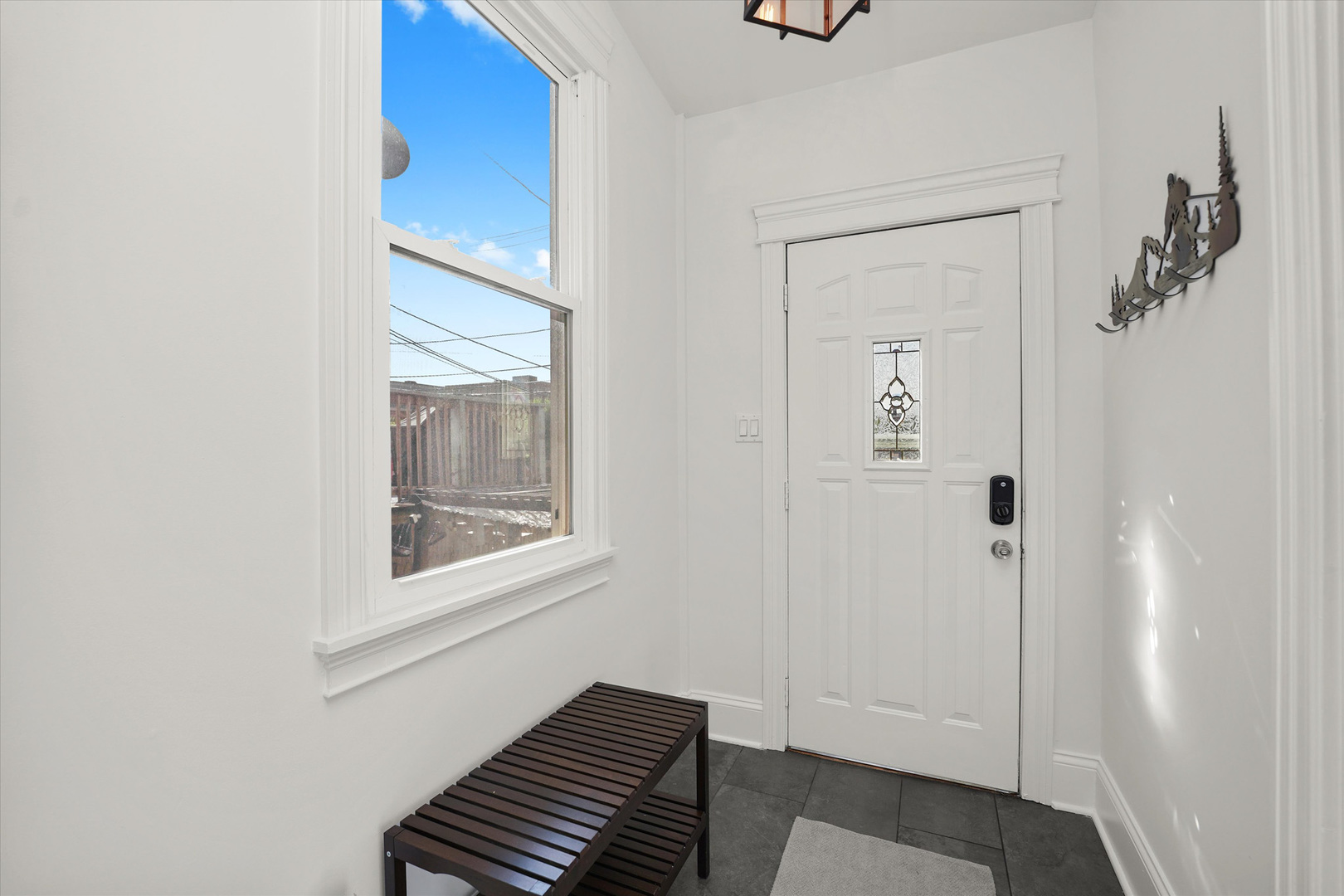 1704 S Newberry Avenue