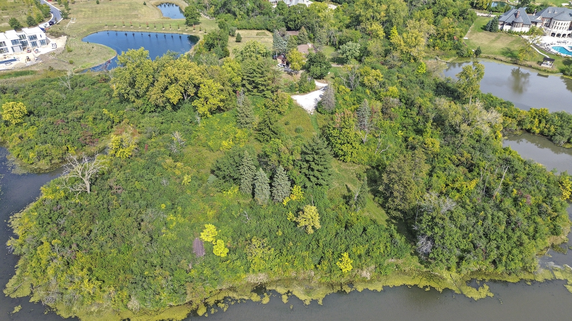 141 Breakenridge Farm Road