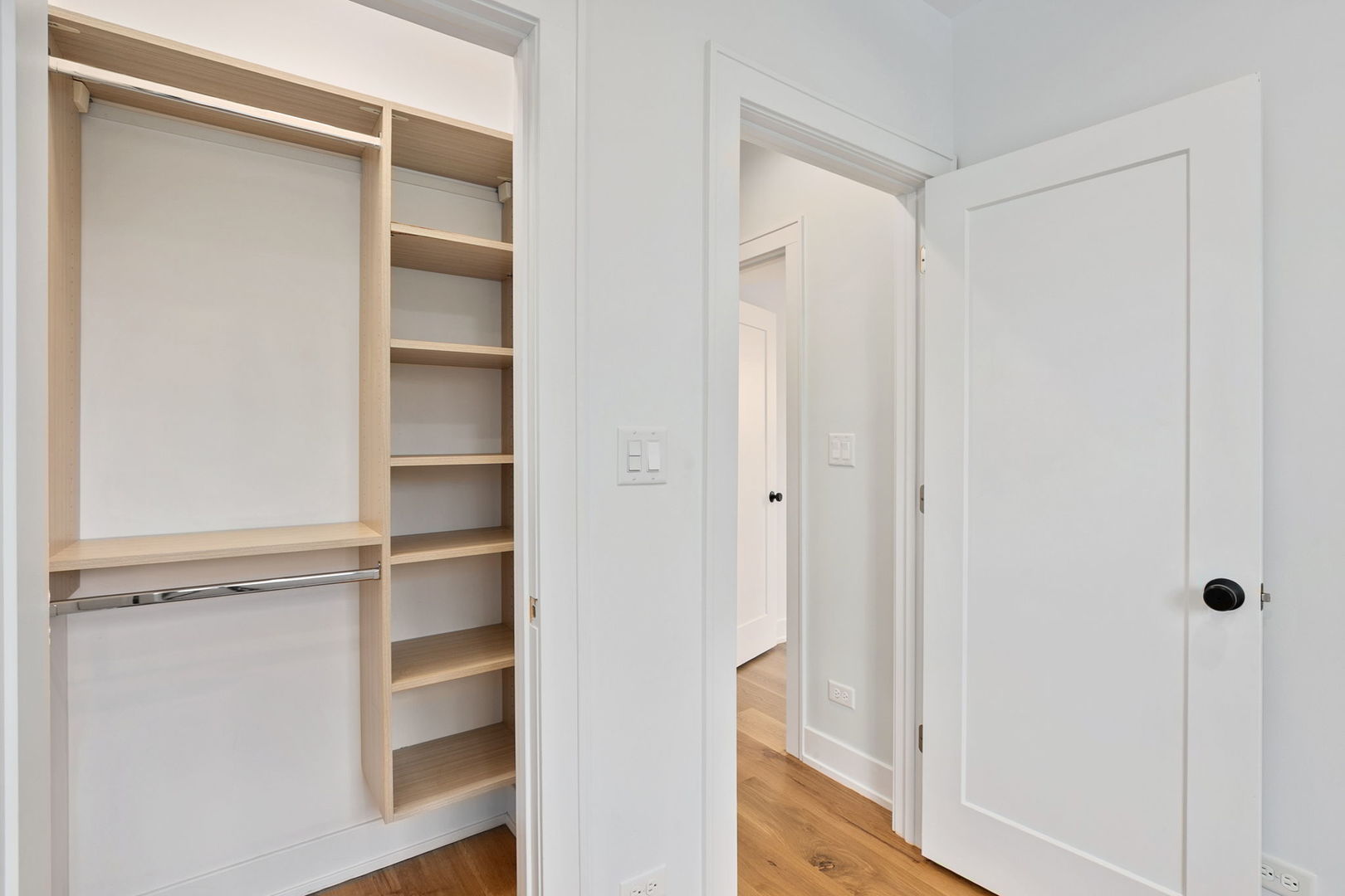 5010 N Lawndale Avenue