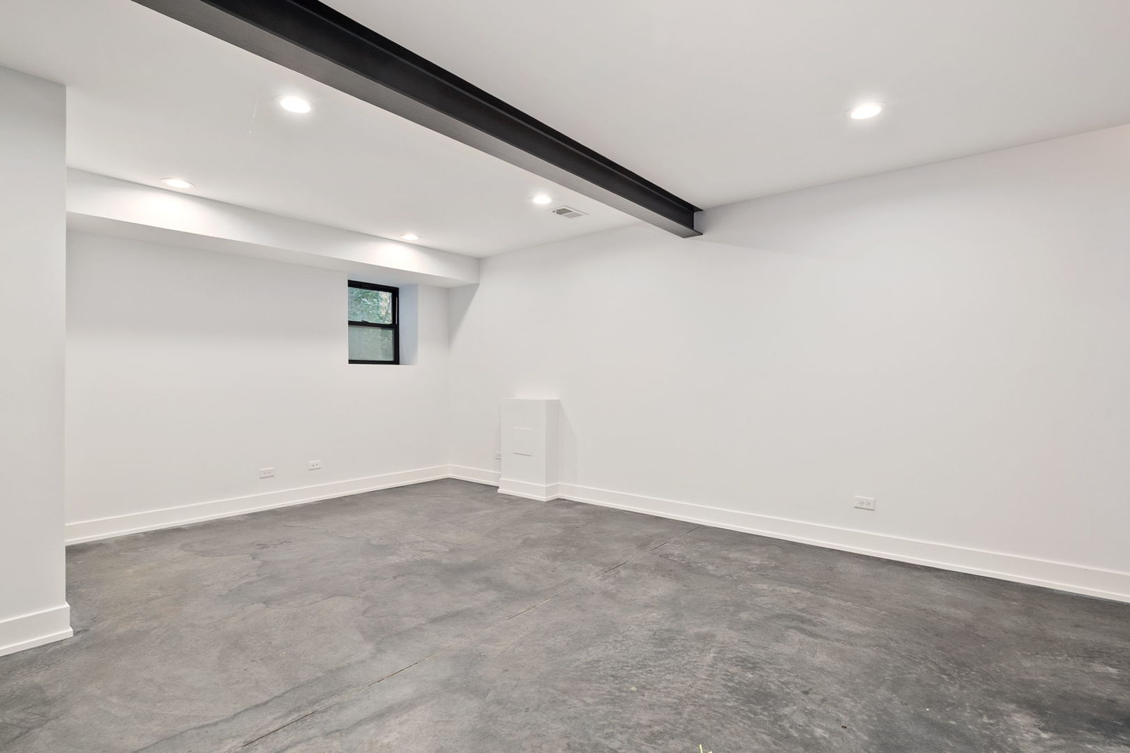 5010 N Lawndale Avenue