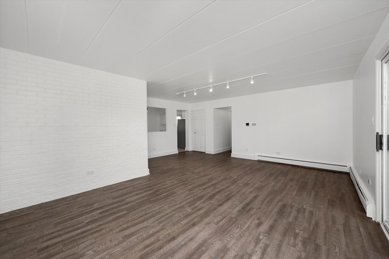 9008 W 140th Street Unit: 2B