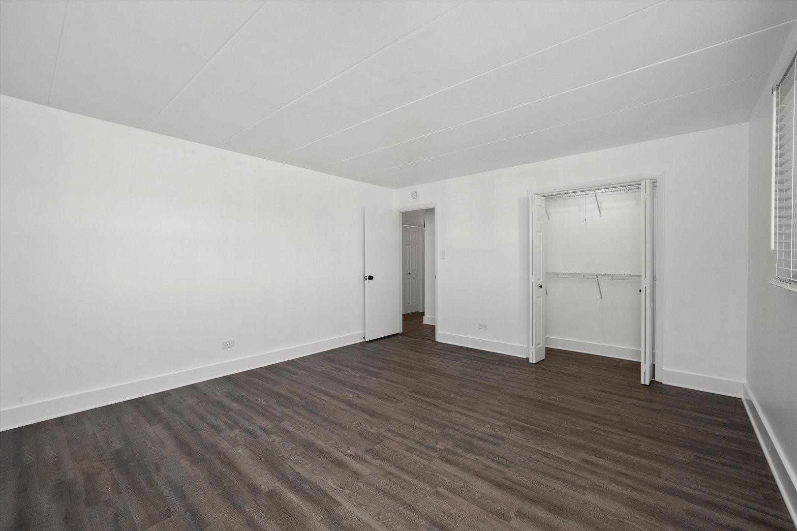 9008 W 140th Street Unit: 2B