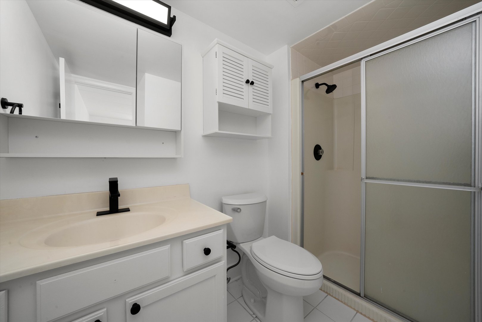 9008 W 140th Street Unit: 2B