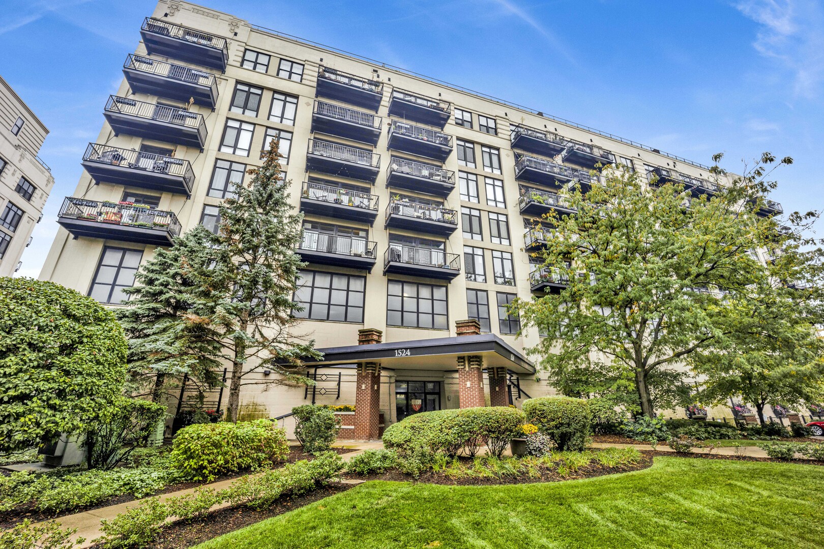1524 S Sangamon Street Unit: 401