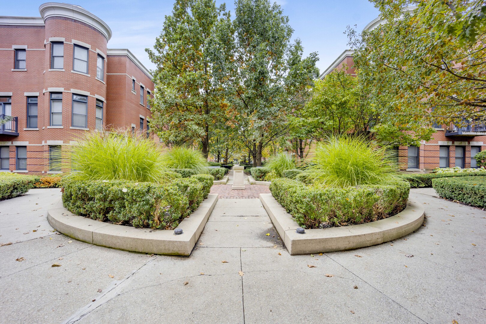 1524 S Sangamon Street Unit: 401