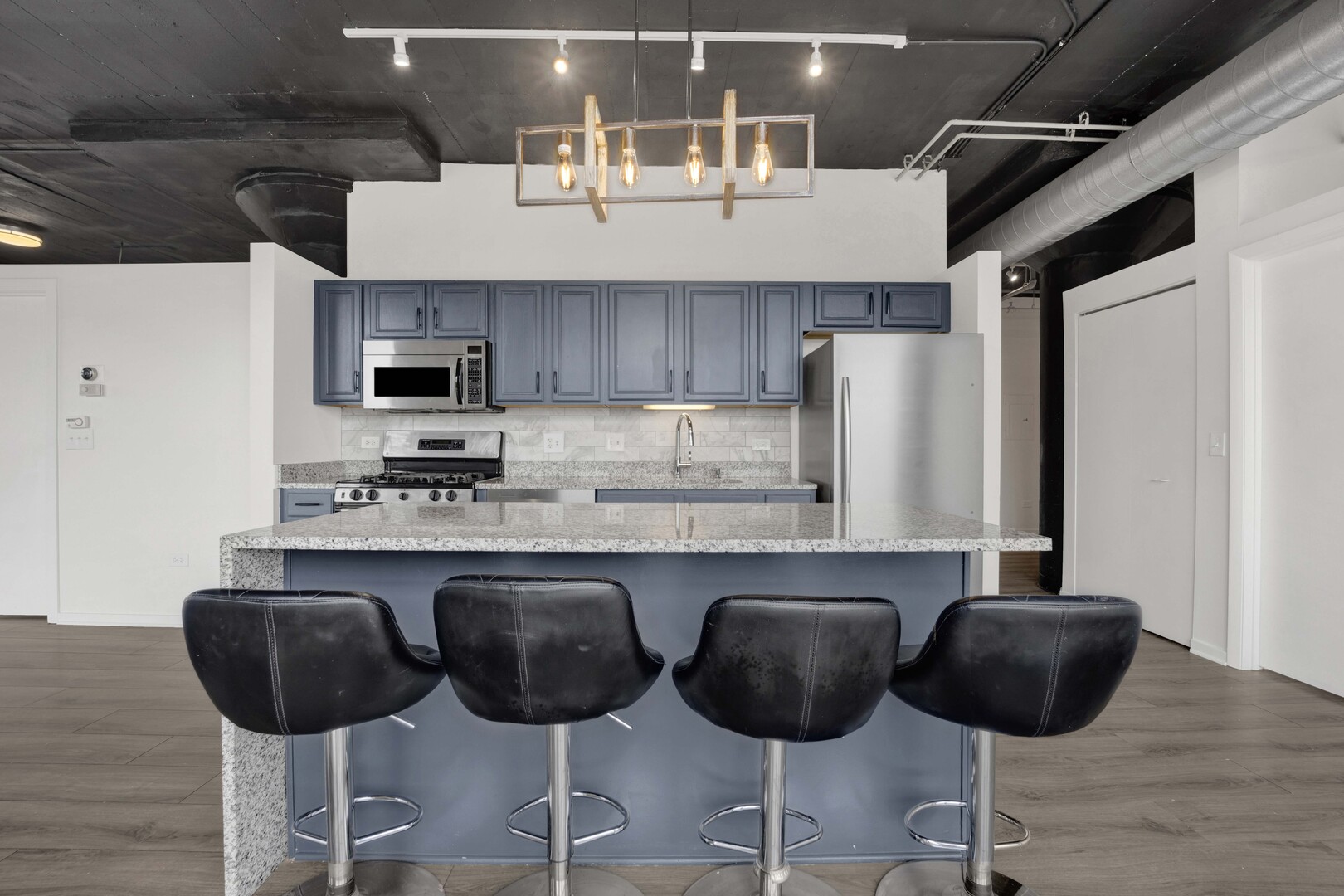 1524 S Sangamon Street Unit: 401